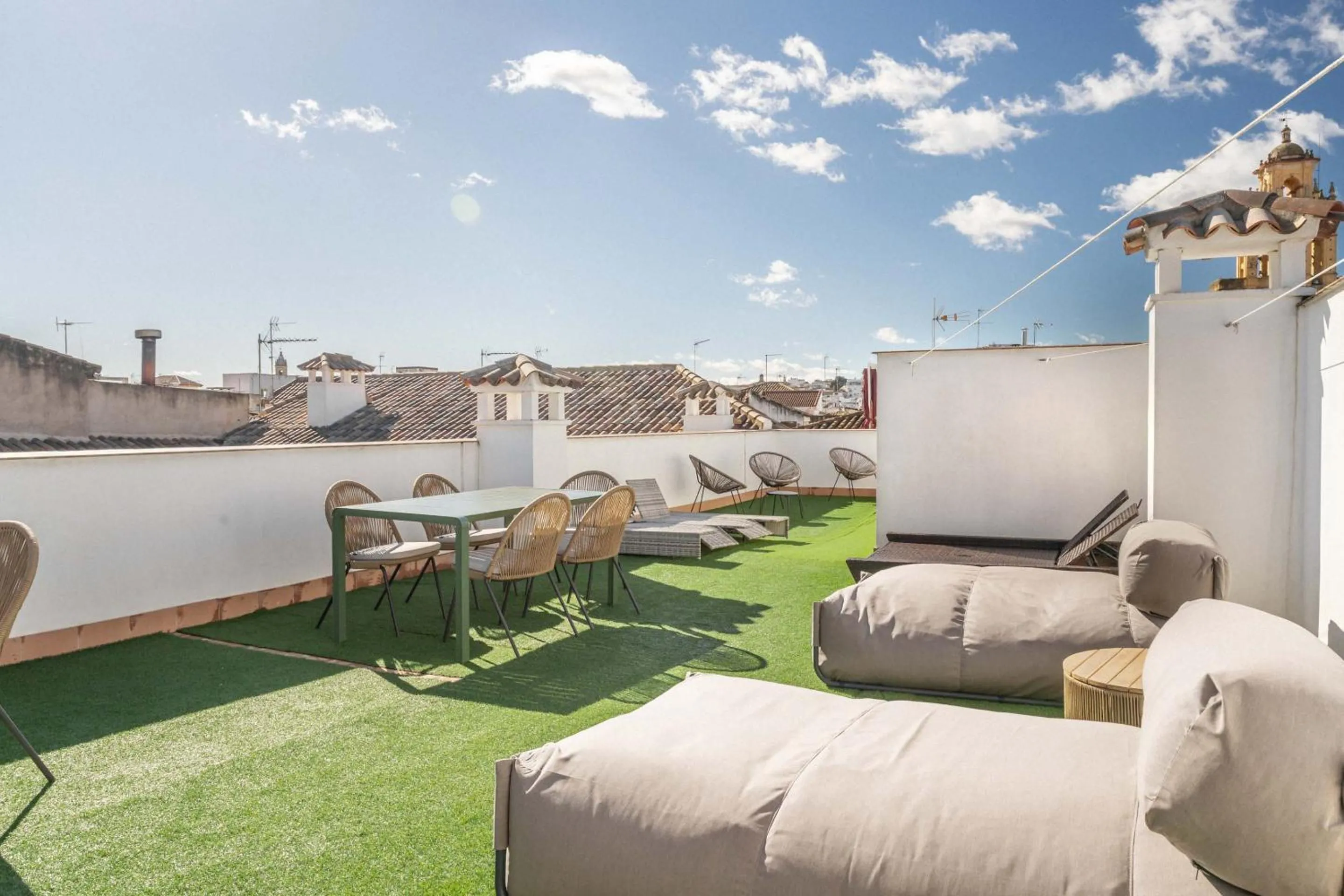 Balcony/Terrace in Limehome Cordoba Calle Pozanco - City Center
