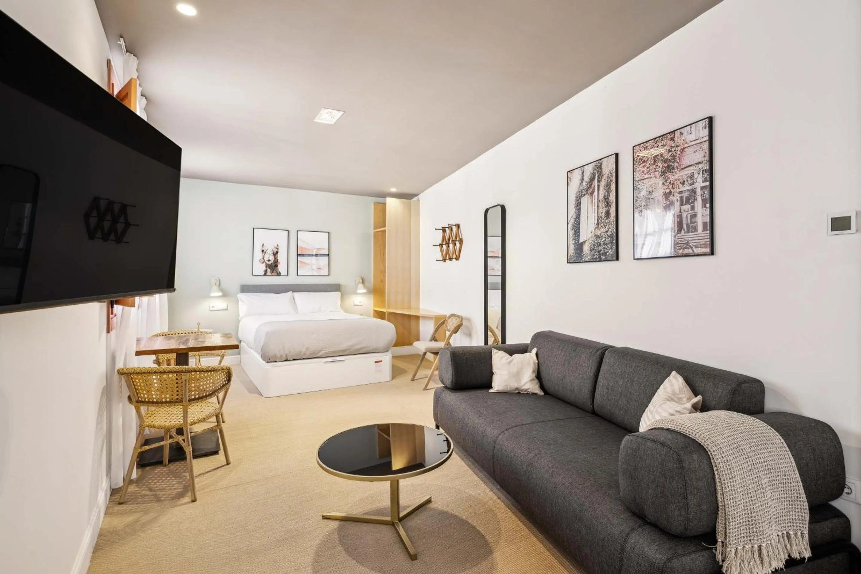 Bed in Limehome Cordoba Calle Pozanco - City Center