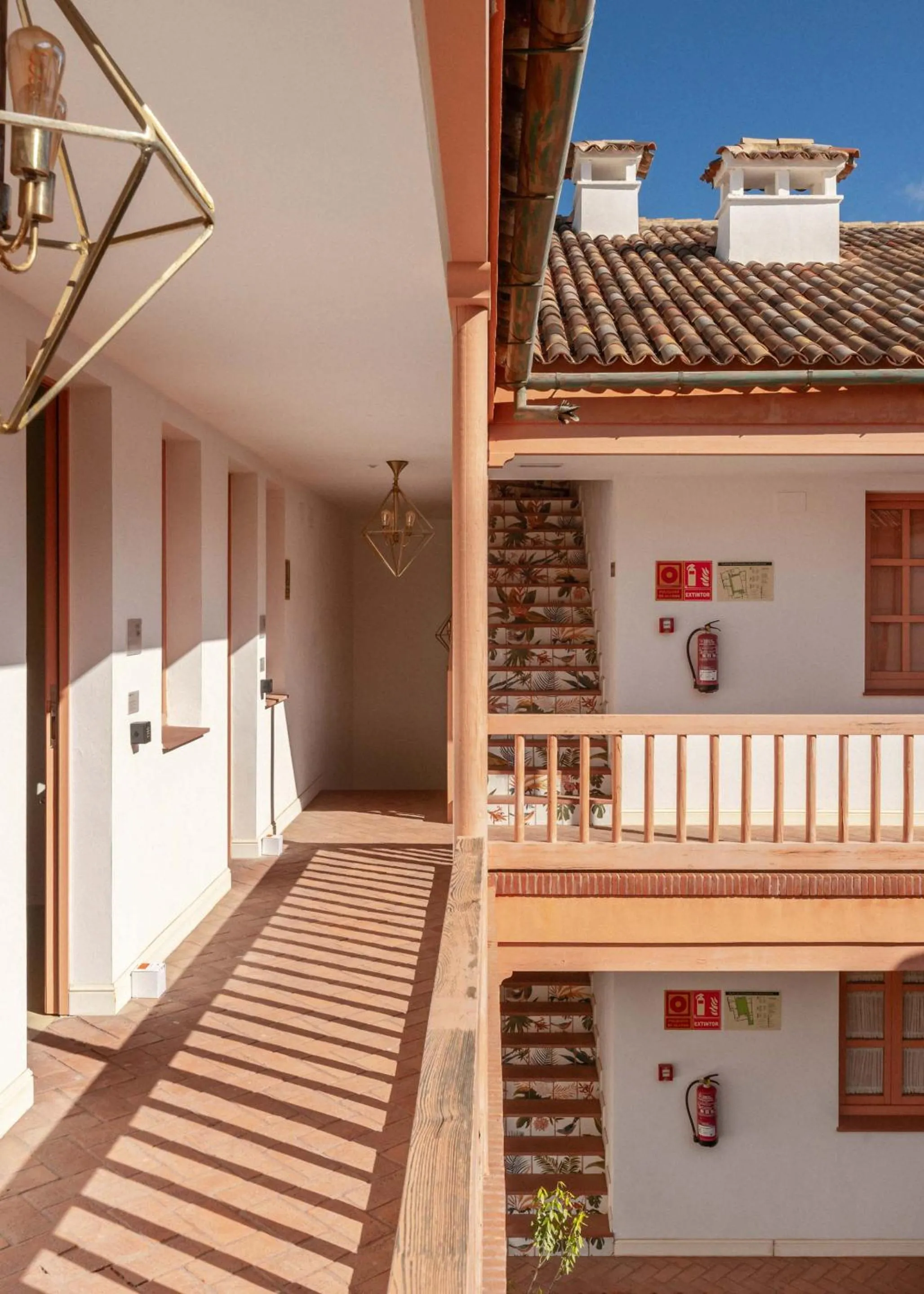 Property building in Limehome Cordoba Calle Pozanco - City Center