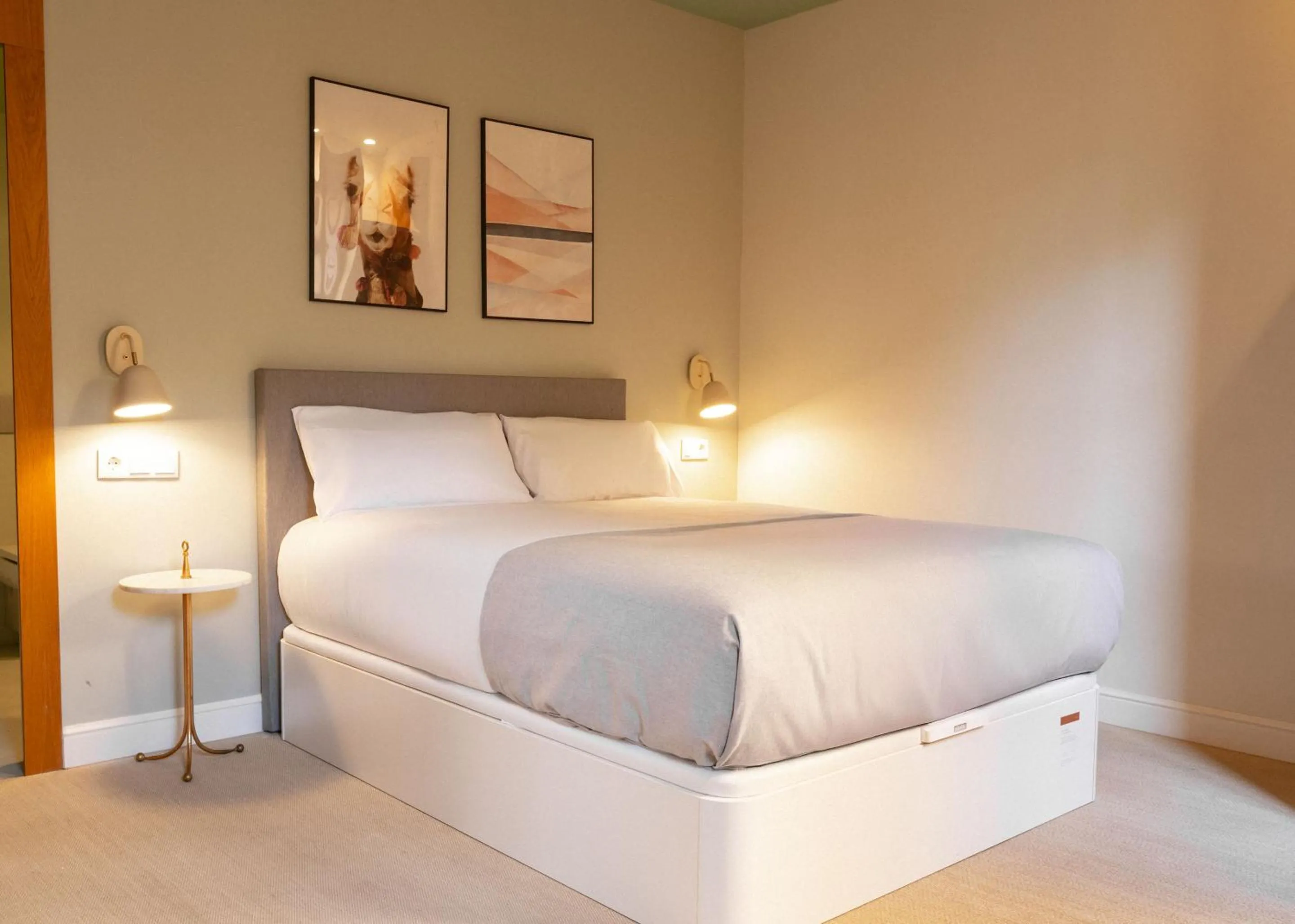 Bed in Limehome Cordoba Calle Pozanco - City Center