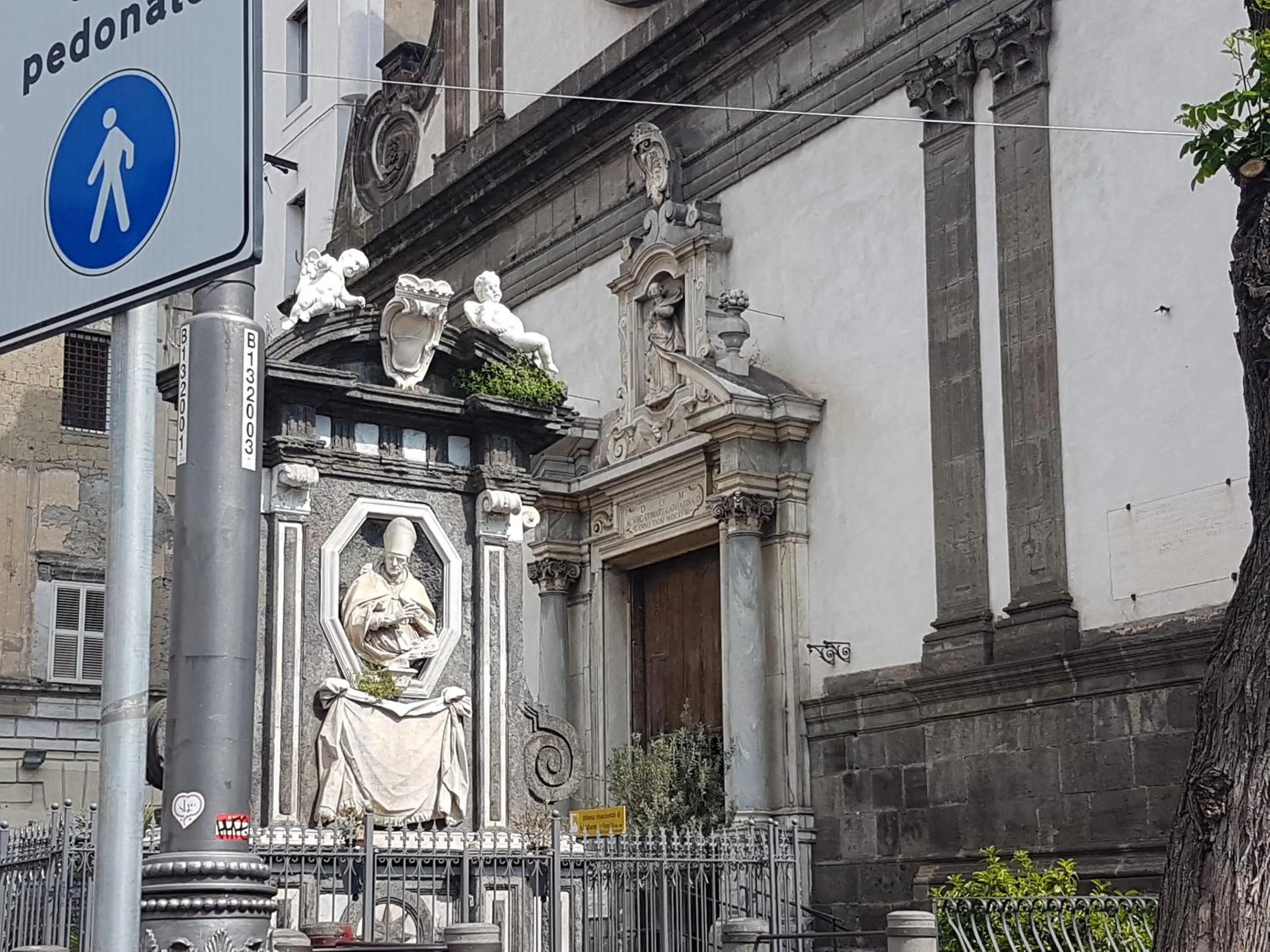 Nearby landmark in Thousand Colors