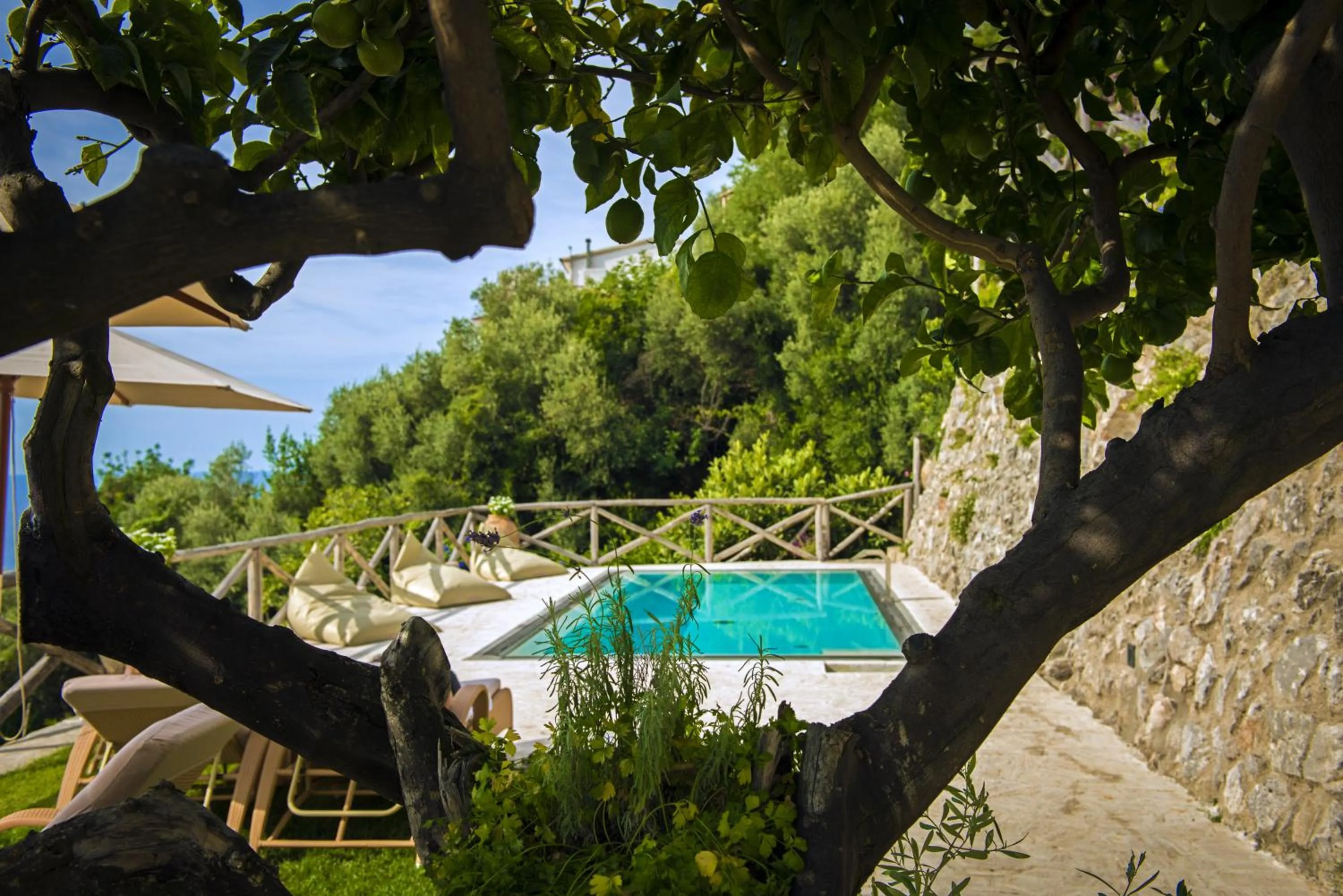 Swimming pool in Villa Gianlica