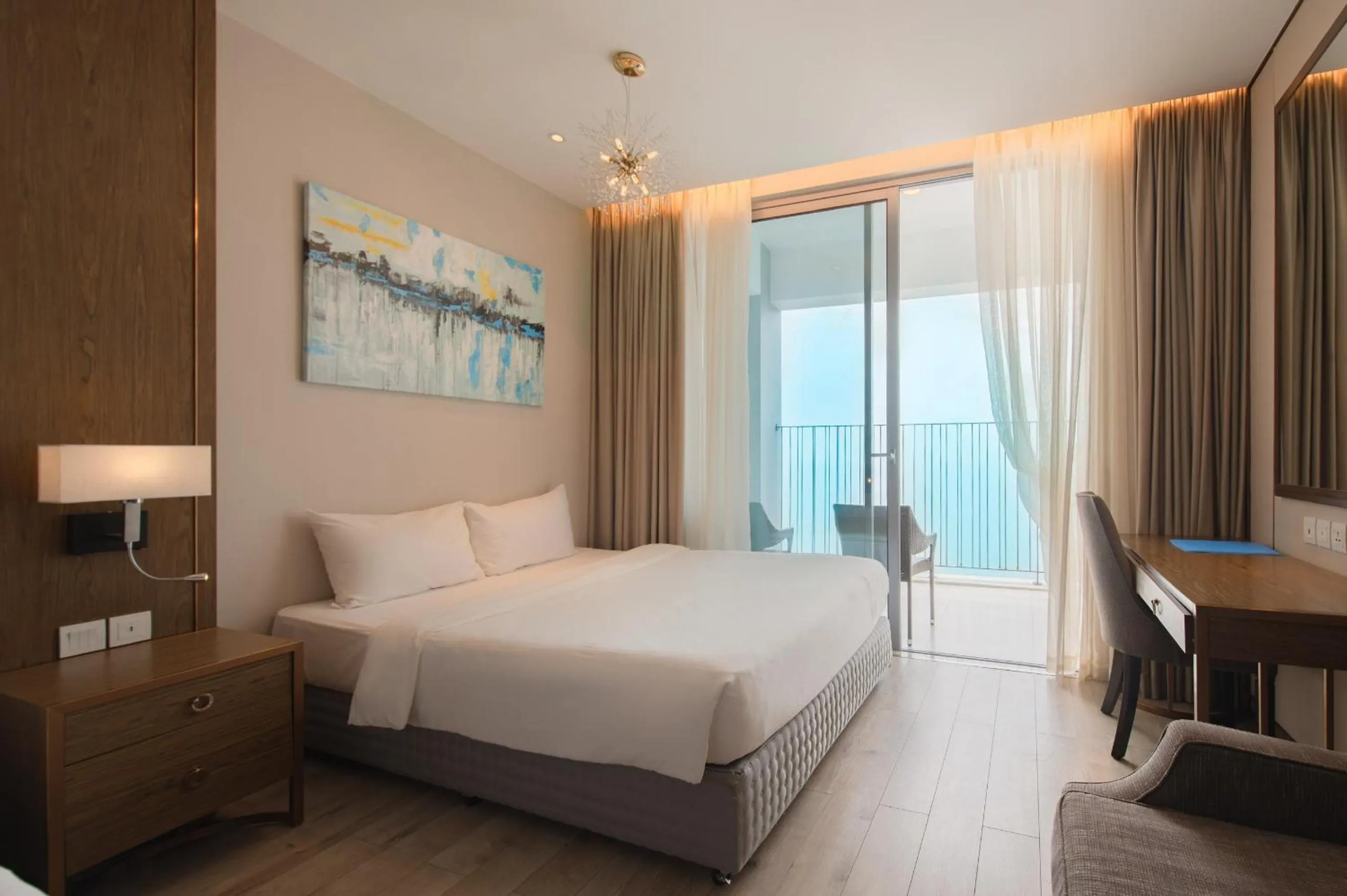 Bed in PANORAMA Condotel by HLG