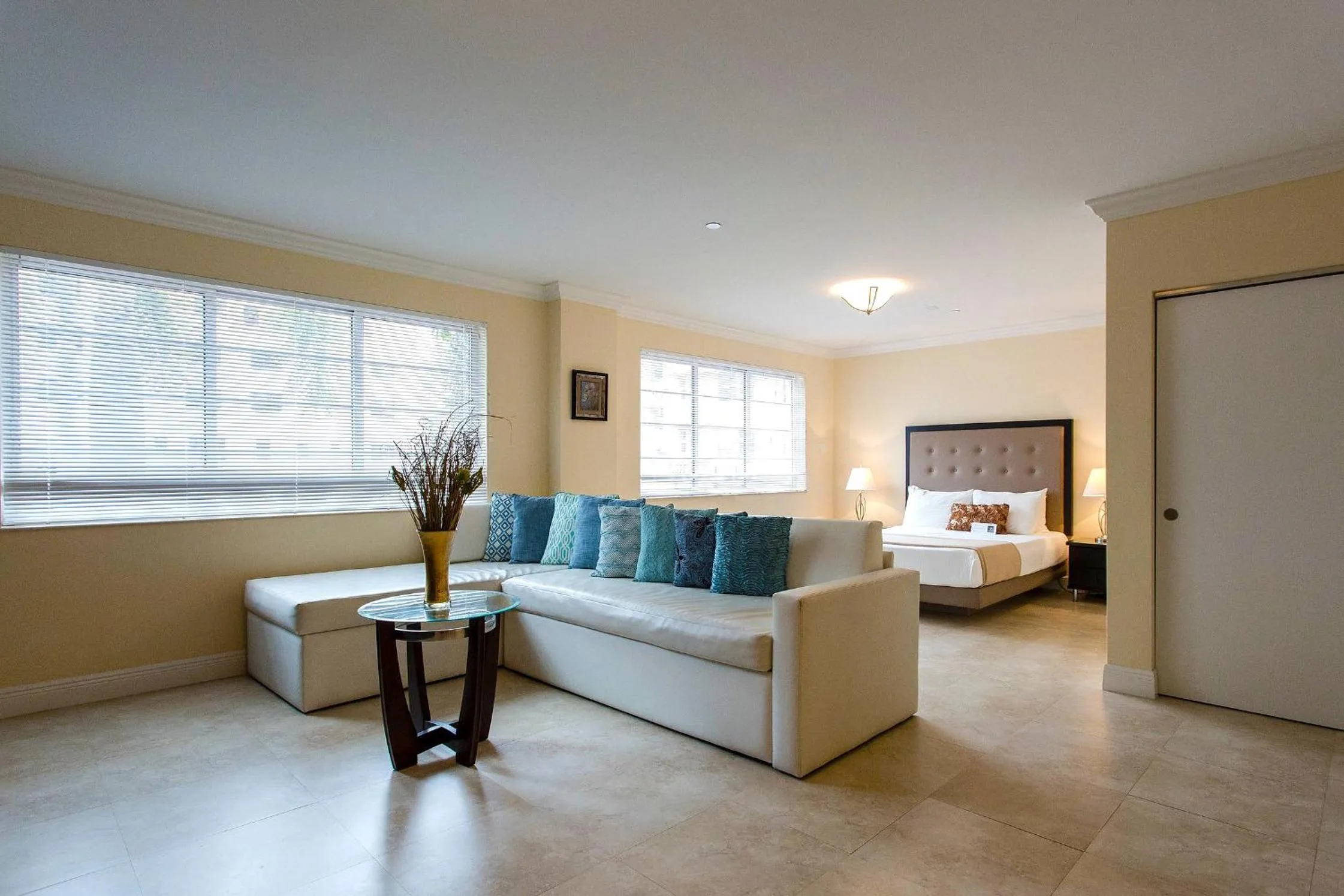 Bed in Westover Arms Hotel