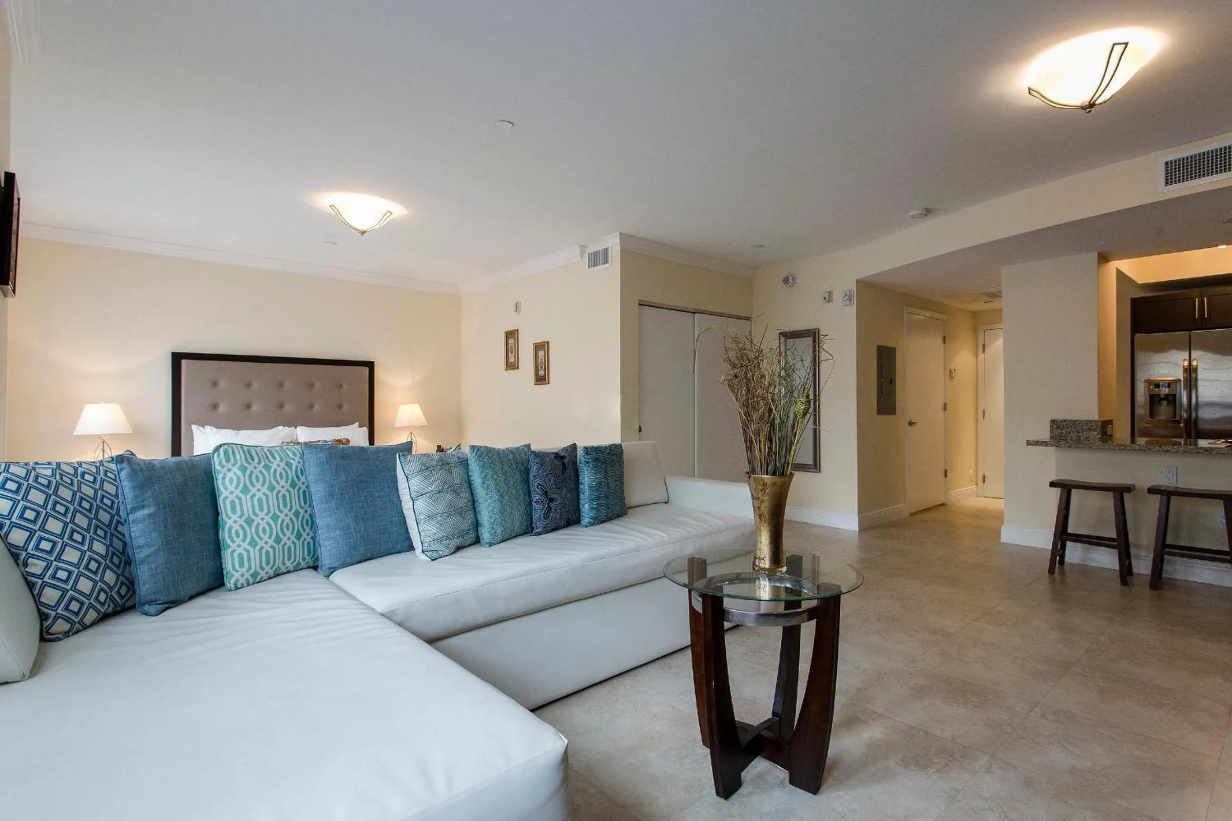 Bed in Westover Arms Hotel