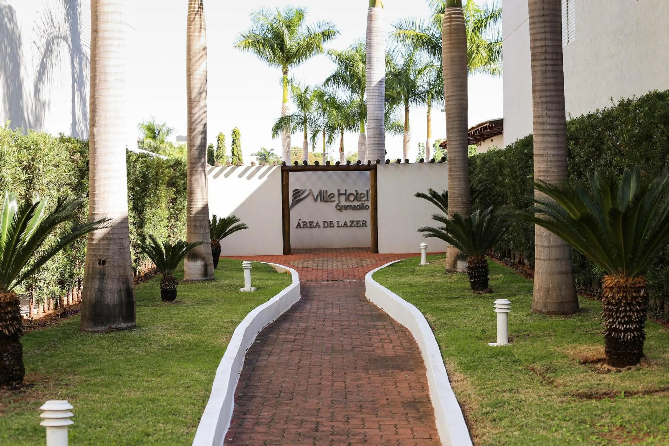 Garden in Ville Hotel Gramadão