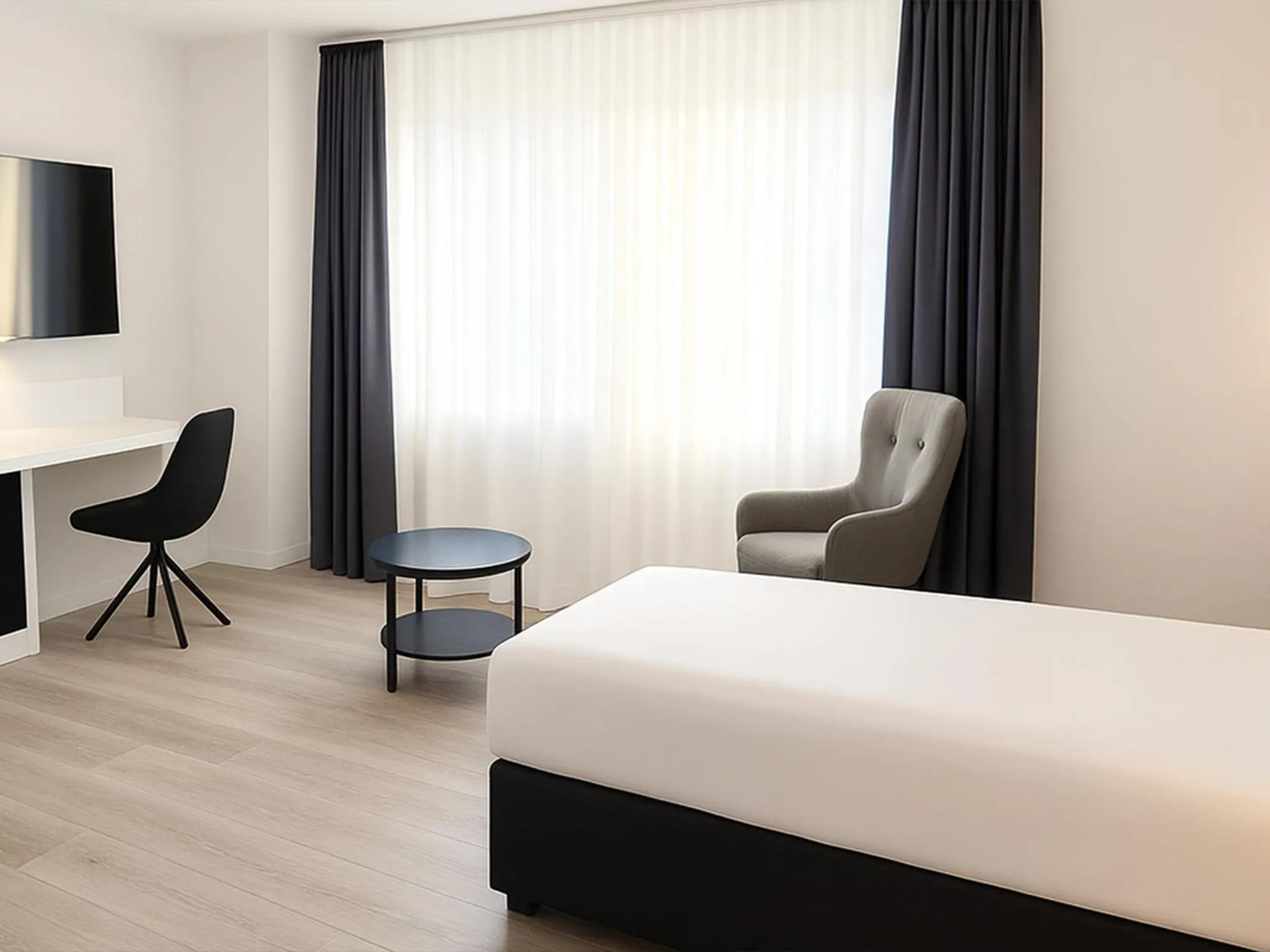 Photo of the whole room, Bed in DORMERO Hotel Dessau-Roßlau