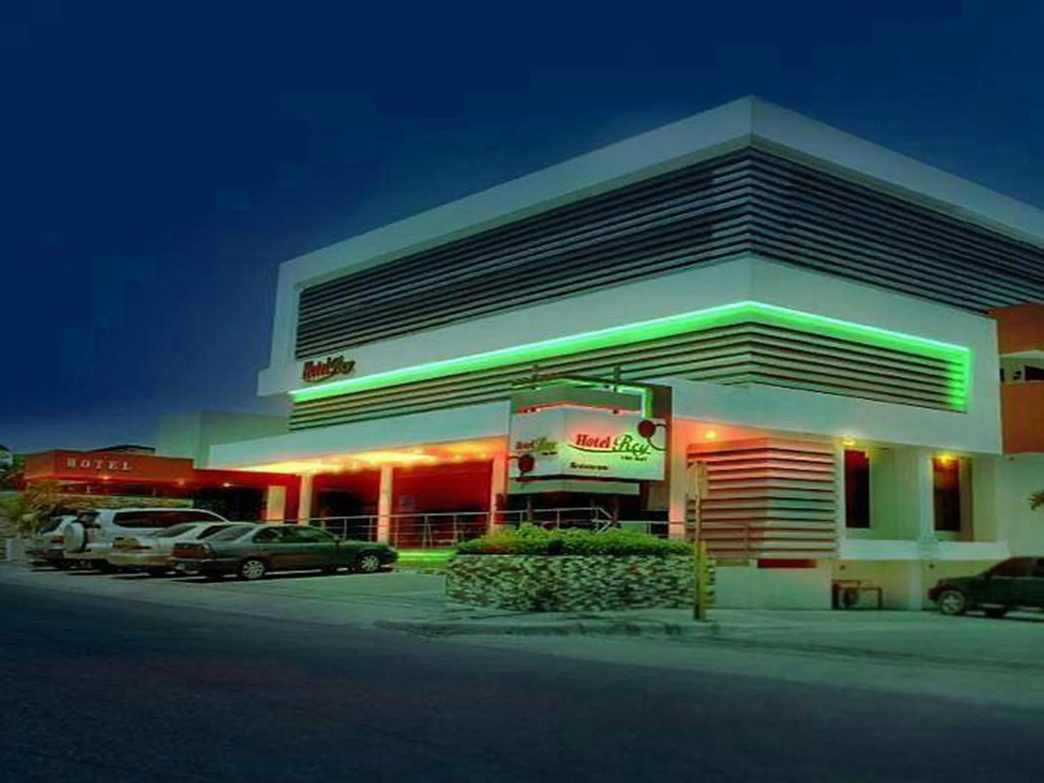 Facade/entrance in Hotel Rey