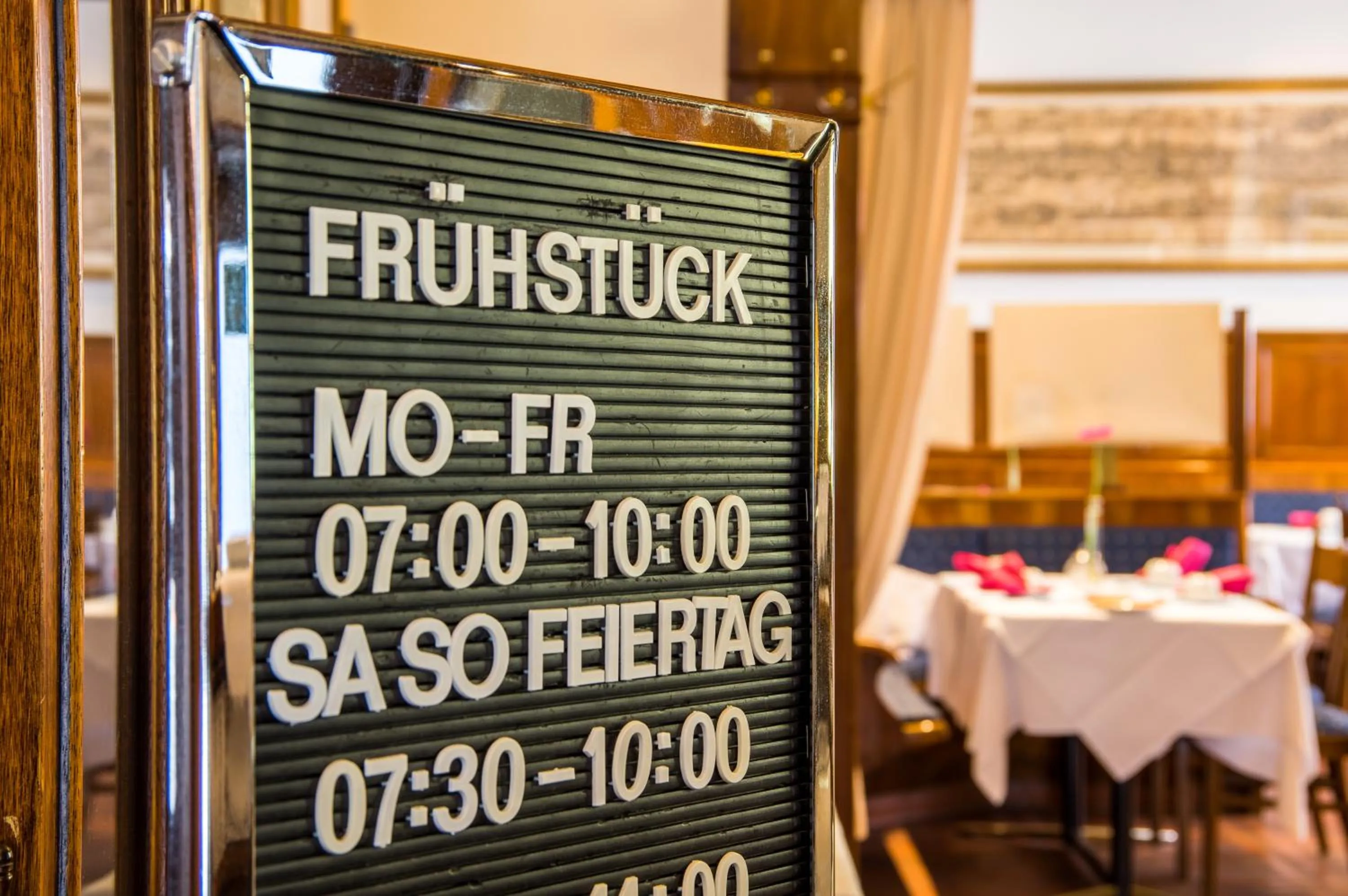 Restaurant/places to eat in Hotel Gertrudenhof
