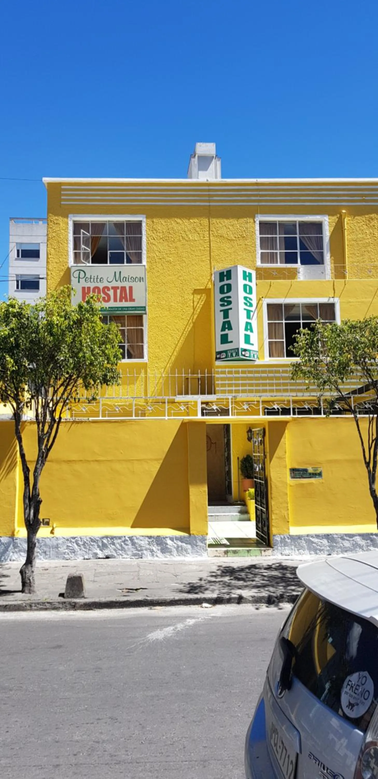 Property building in Petite Maison