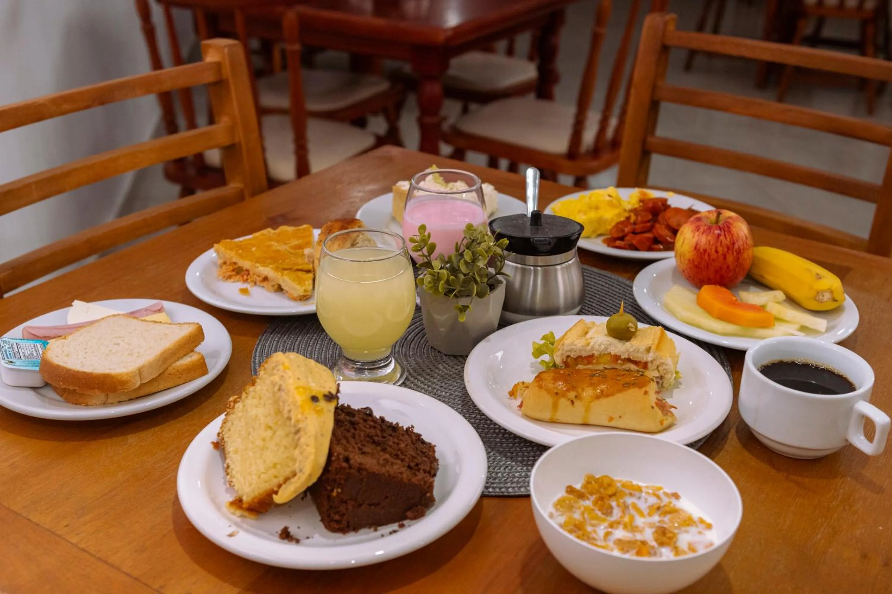 Breakfast in Pousada Portal da Serra