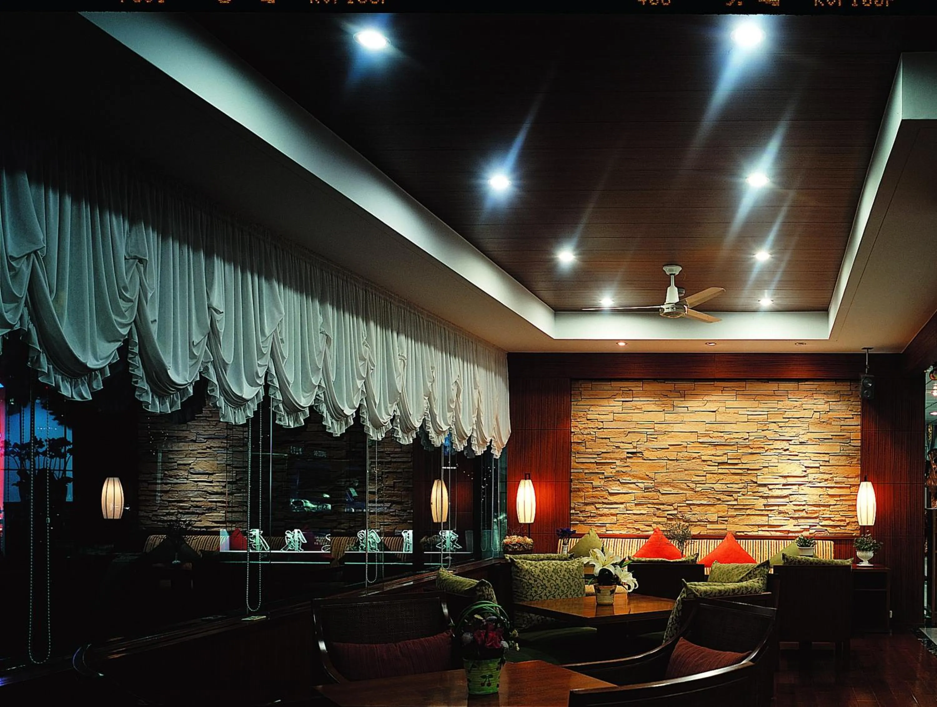 Lounge or bar in Honey Moon Hotel