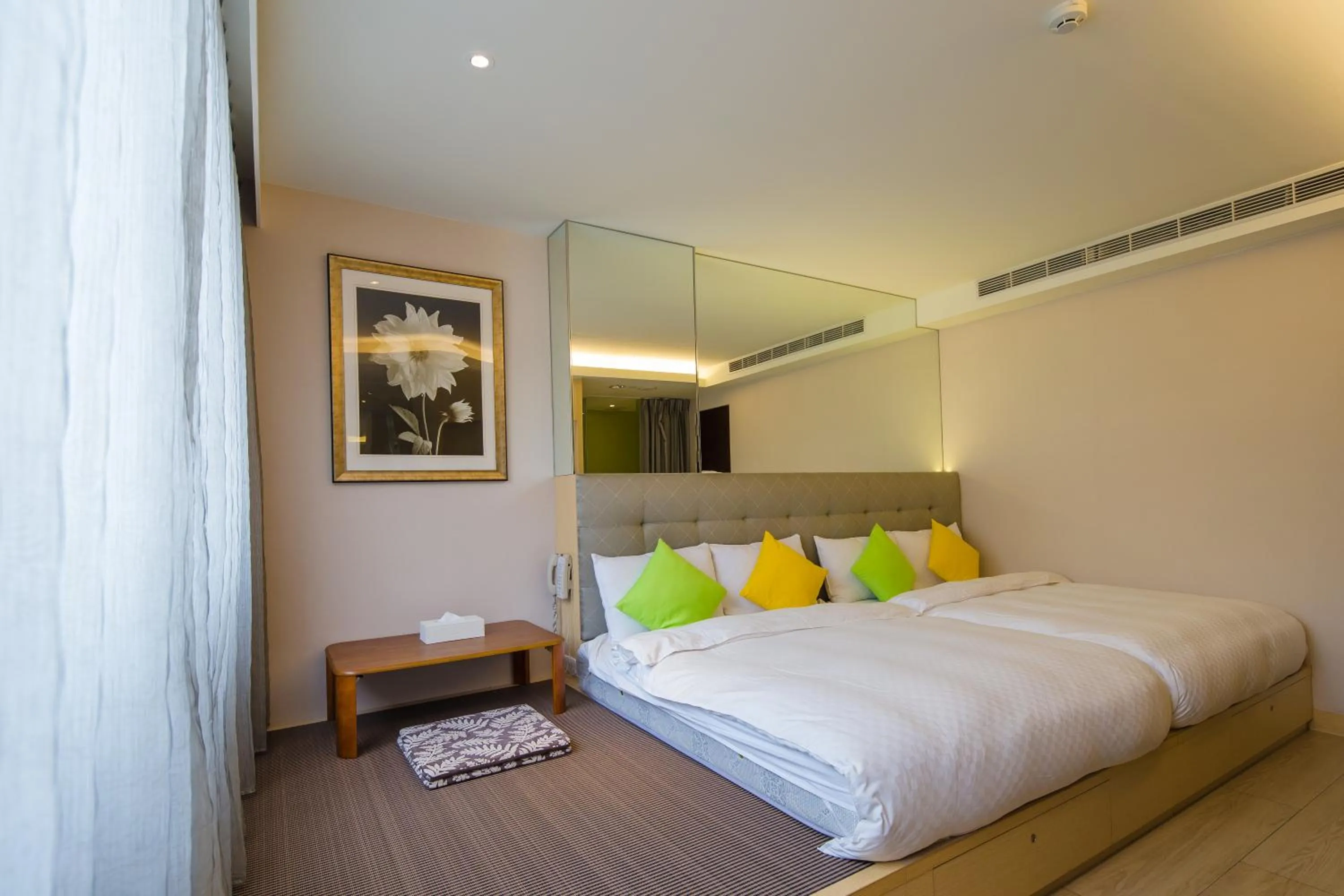 Bedroom, Bed in Crystal Inn Sun Moon Lake