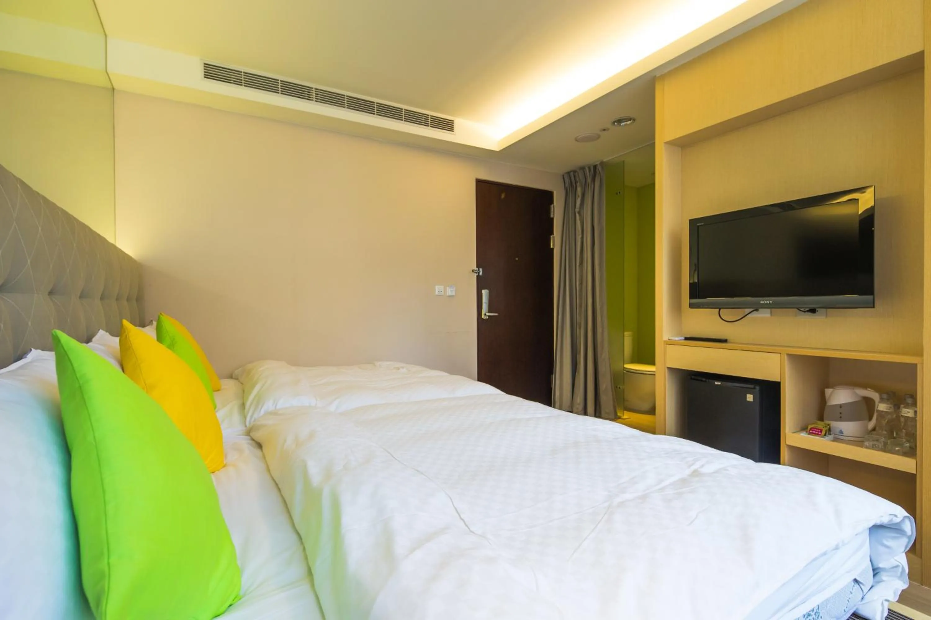 Bedroom, Bed in Crystal Inn Sun Moon Lake