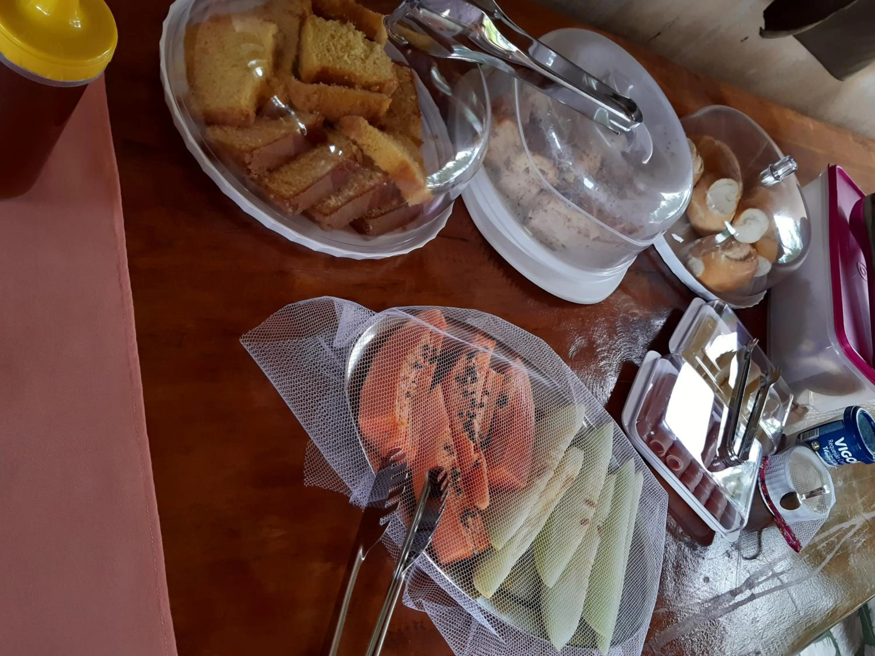 Continental breakfast in Pousada do Nondas