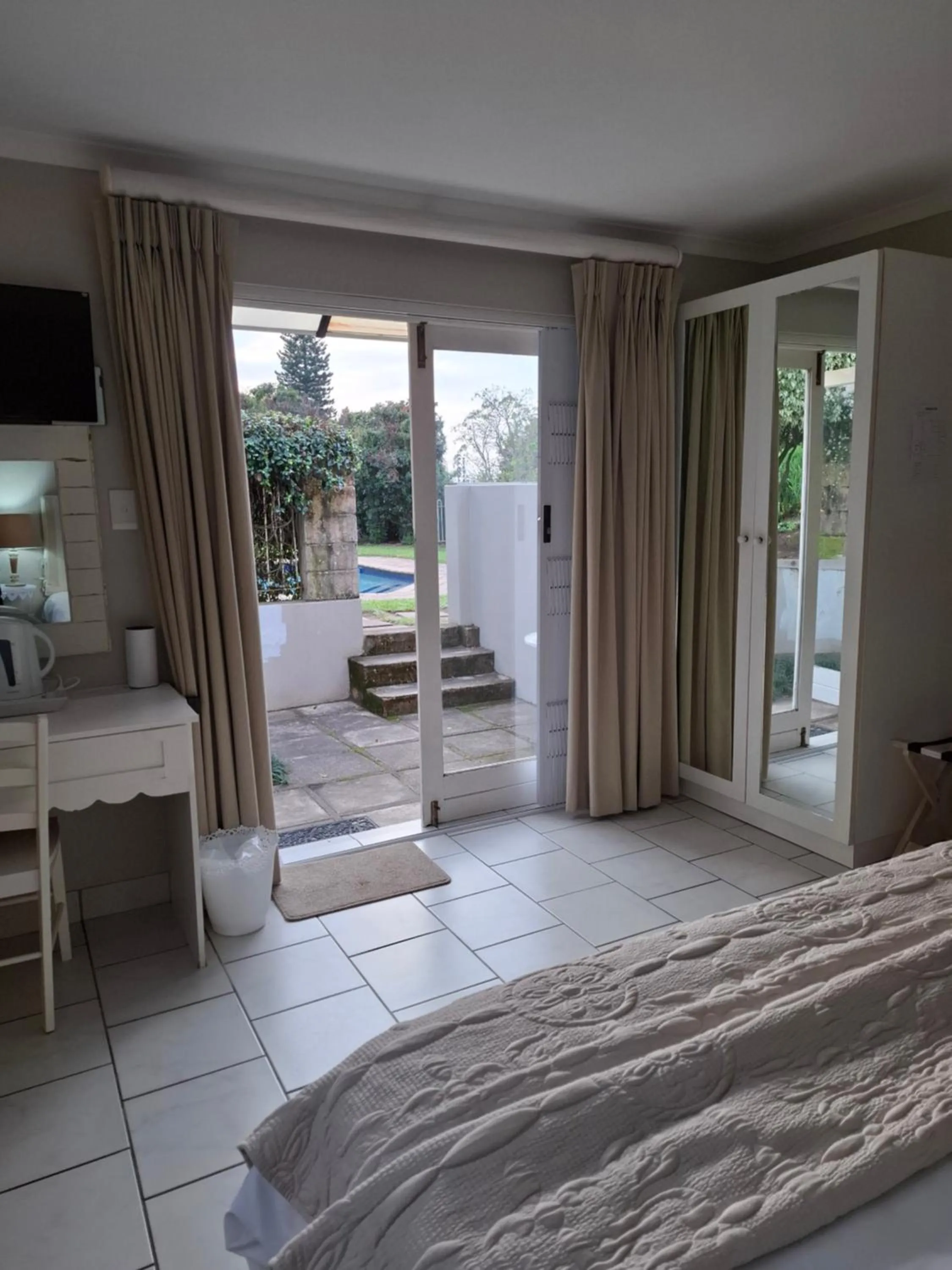 Bedroom, Bed in Avillahouse Guesthouse