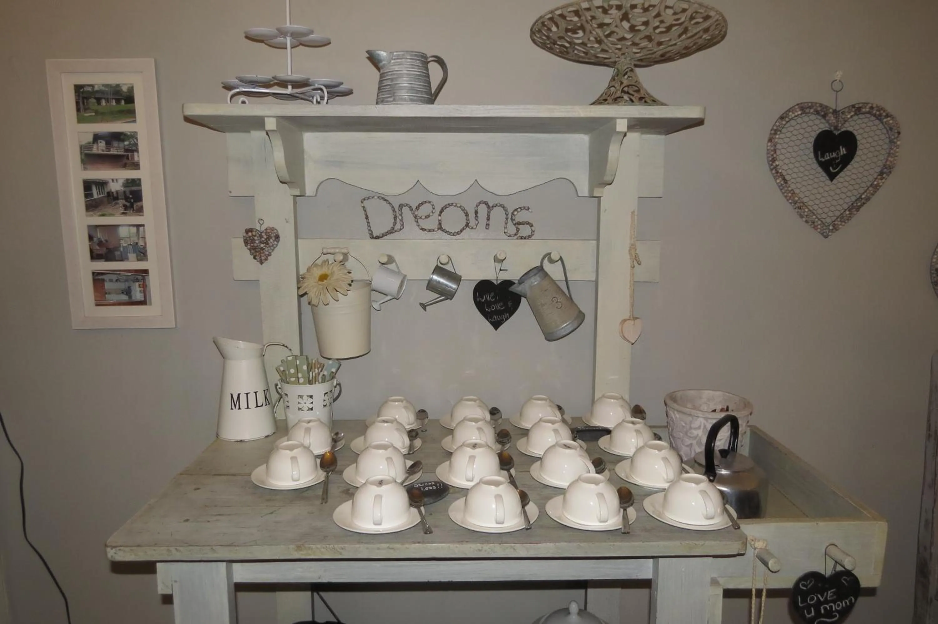 Coffee/tea facilities in Avillahouse Guesthouse