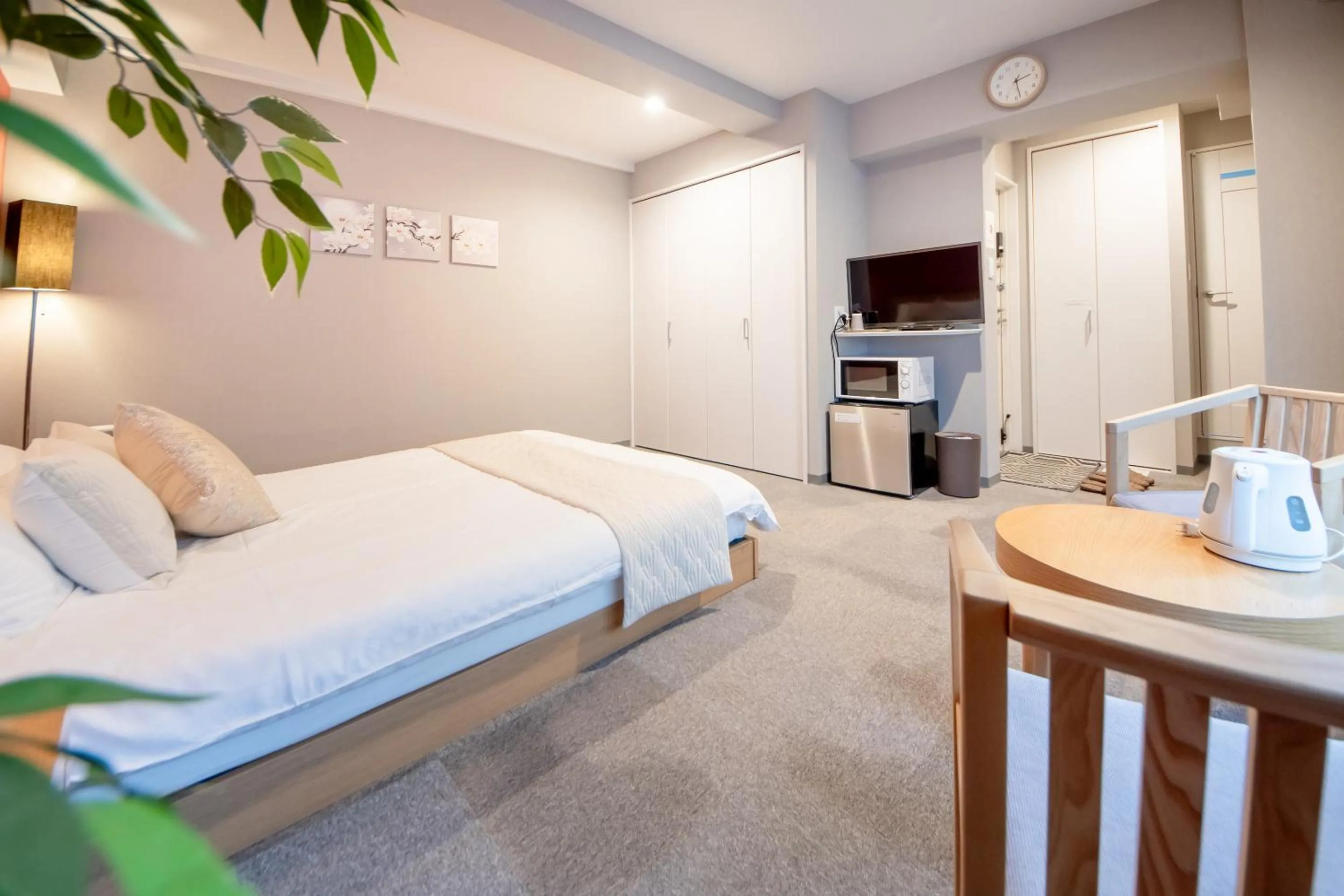 Photo of the whole room, Bed in Hotel Neiraku