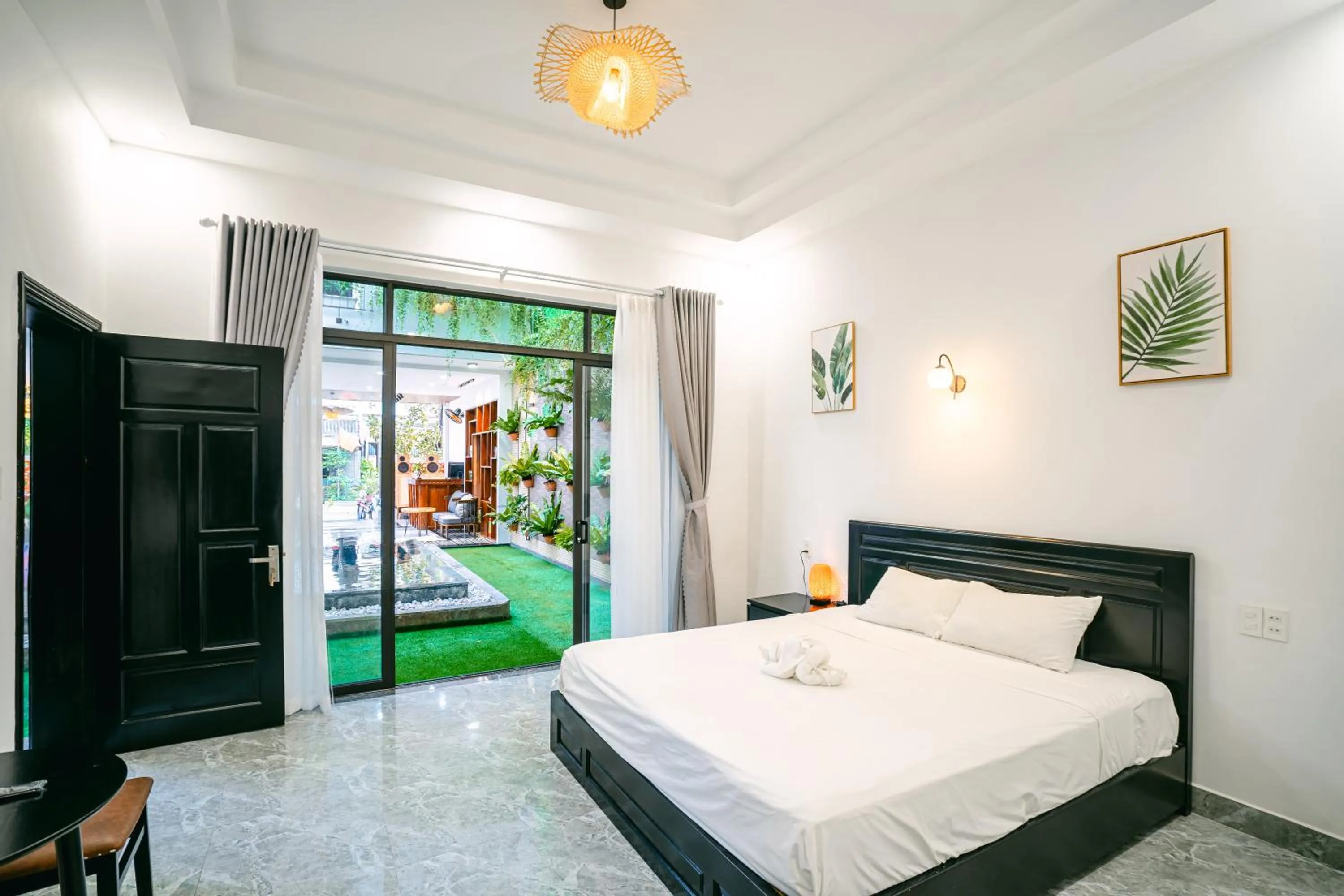 Bed in Beach Palm Villa Hoi An