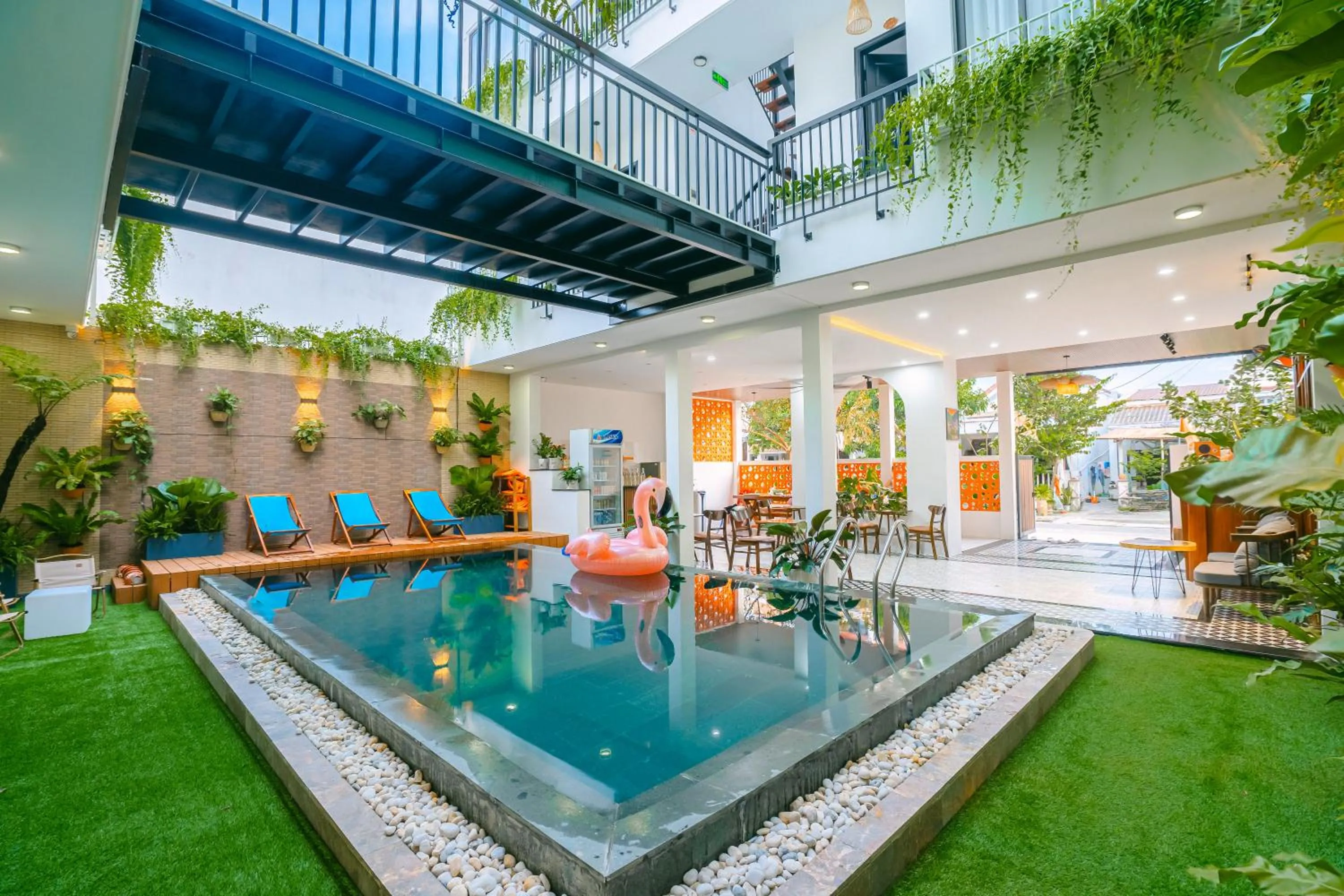 Swimming pool in Beach Palm Villa Hoi An