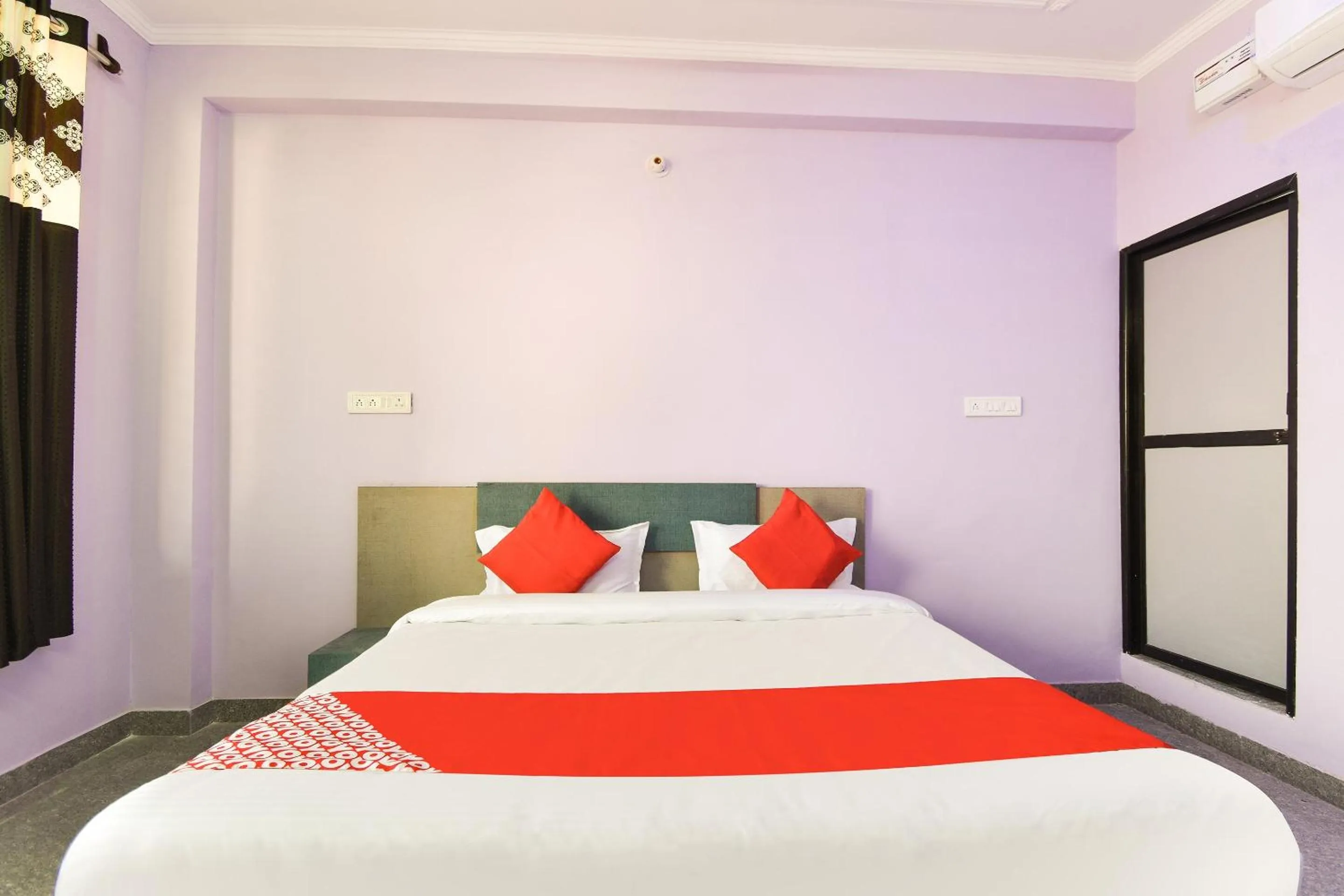 Bedroom, Bed in Hotel O Ridhi Sidhi Regency
