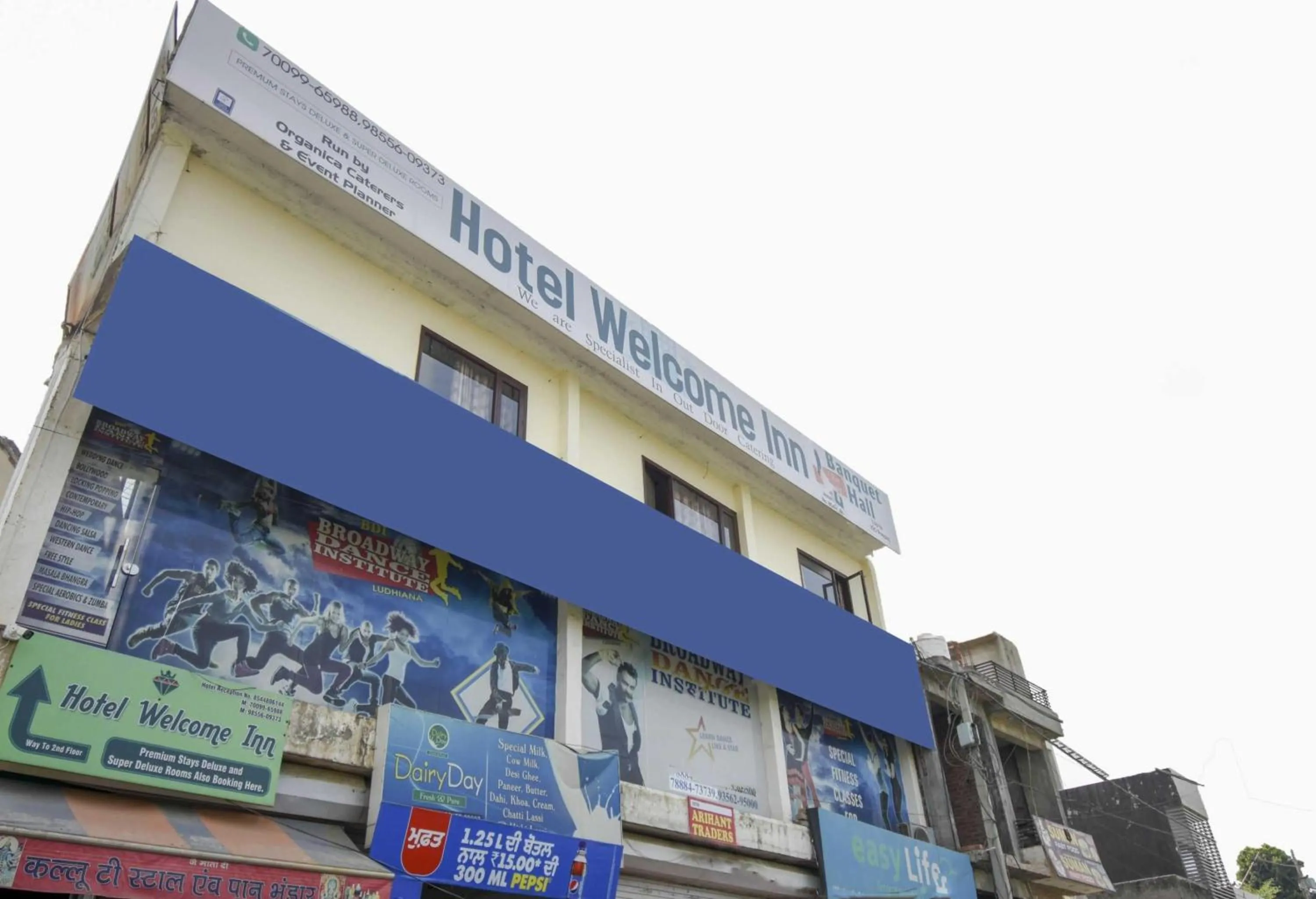 Facade/entrance in Hotel O 71214 Hotel Welcome Inn