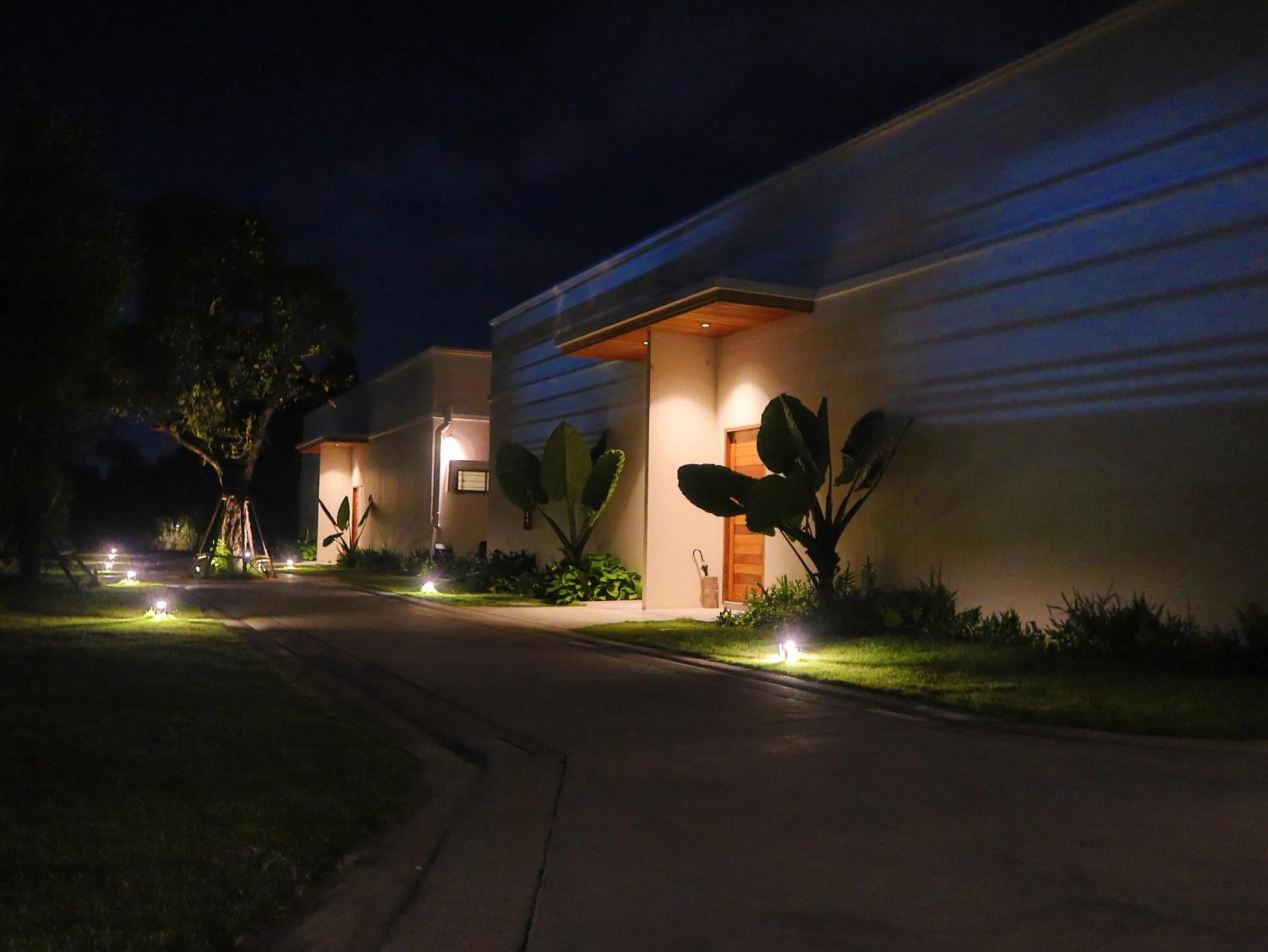 Property building in Toledo Pool Villa