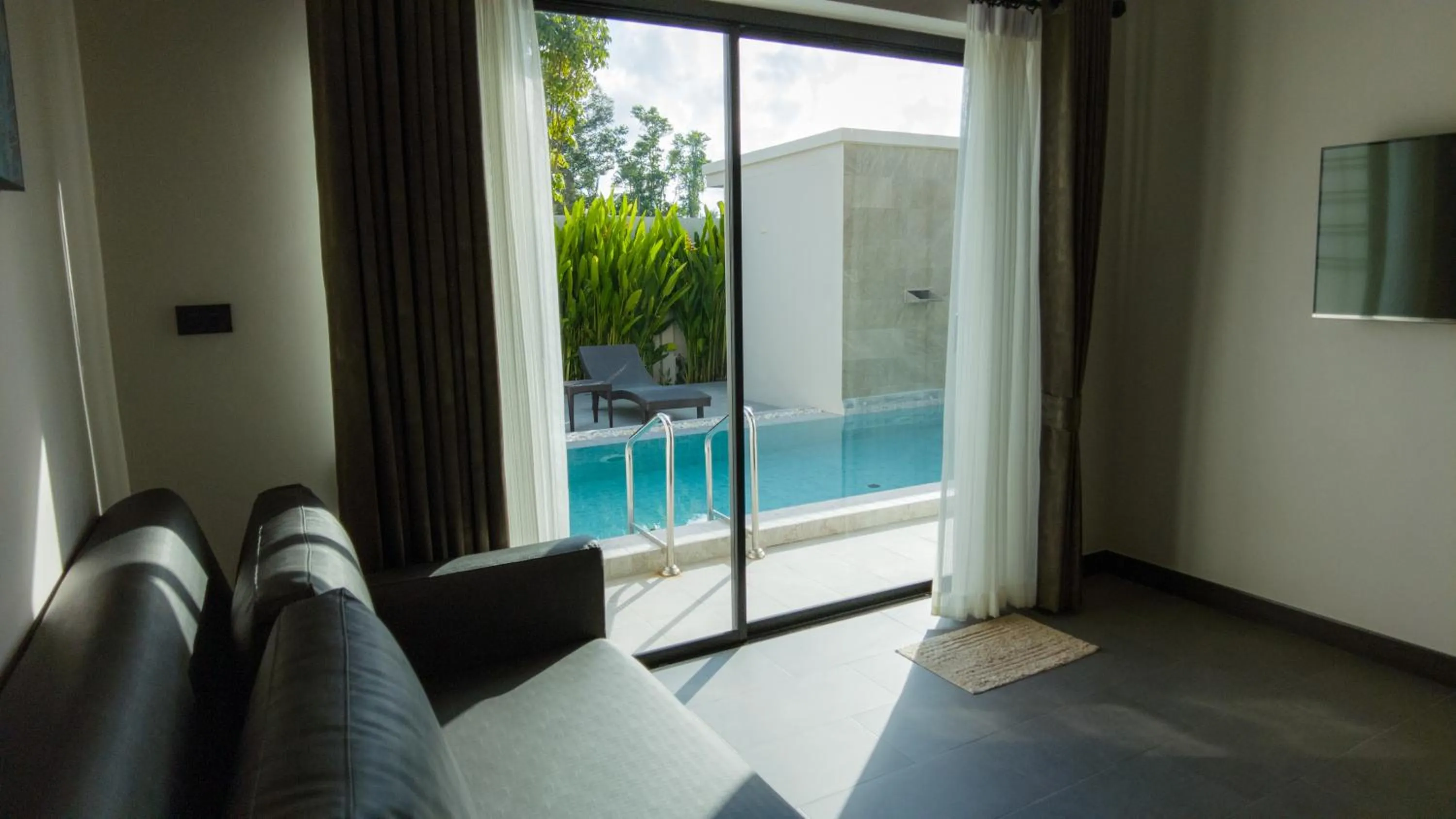 Living room in Toledo Pool Villa
