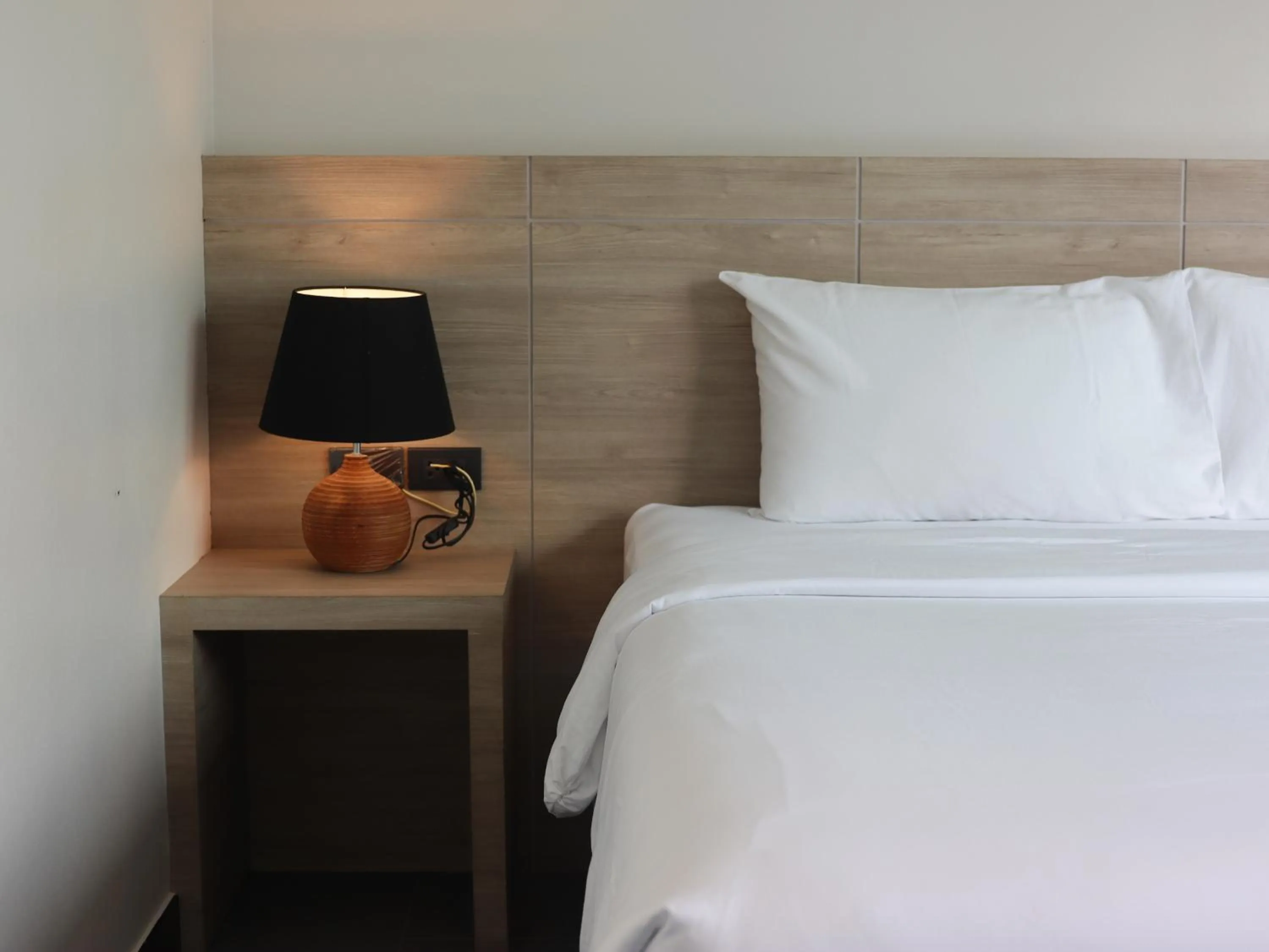 Bed in Toledo Pool Villa