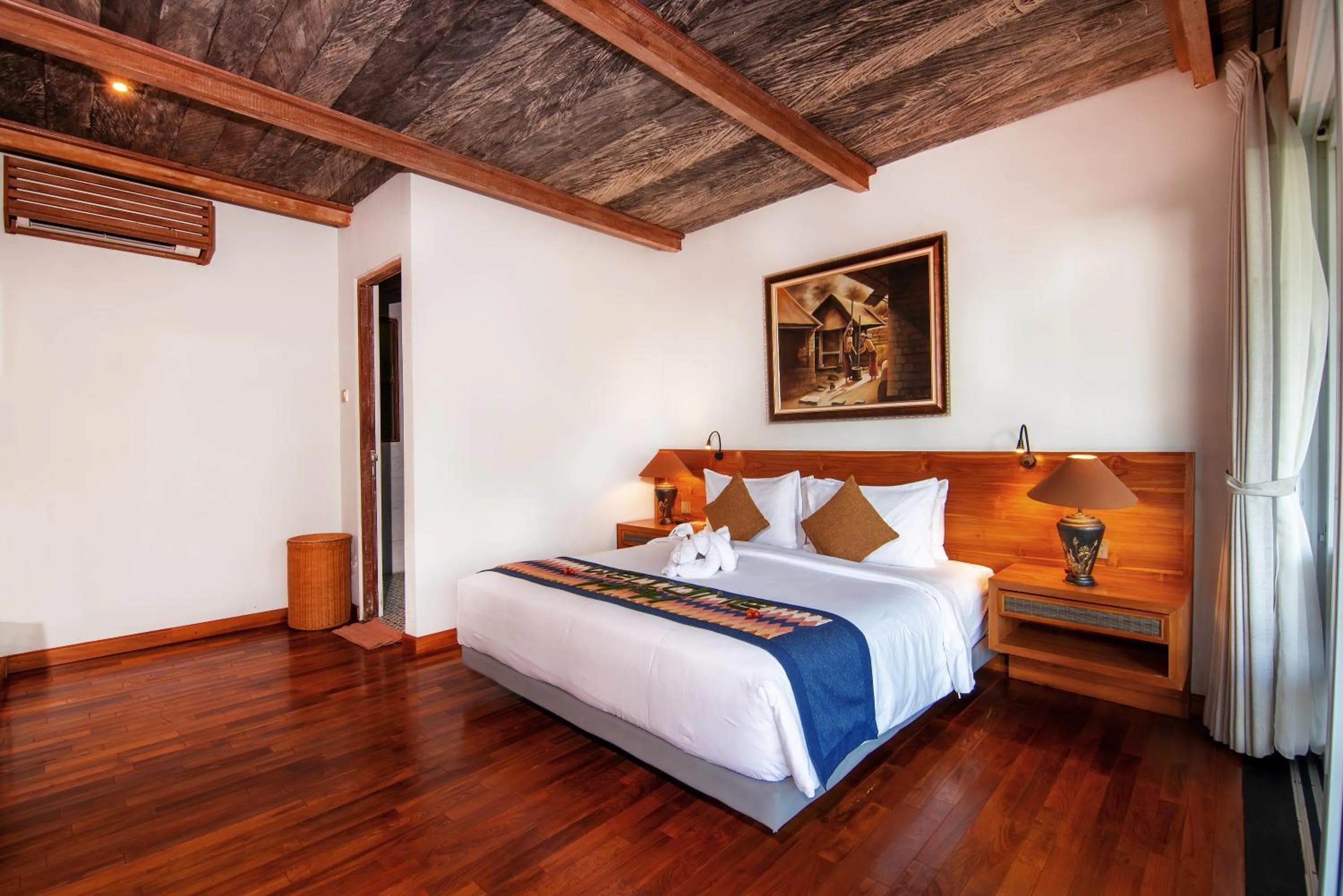 Property building, Bed in Munduk Heaven Luxury Villas