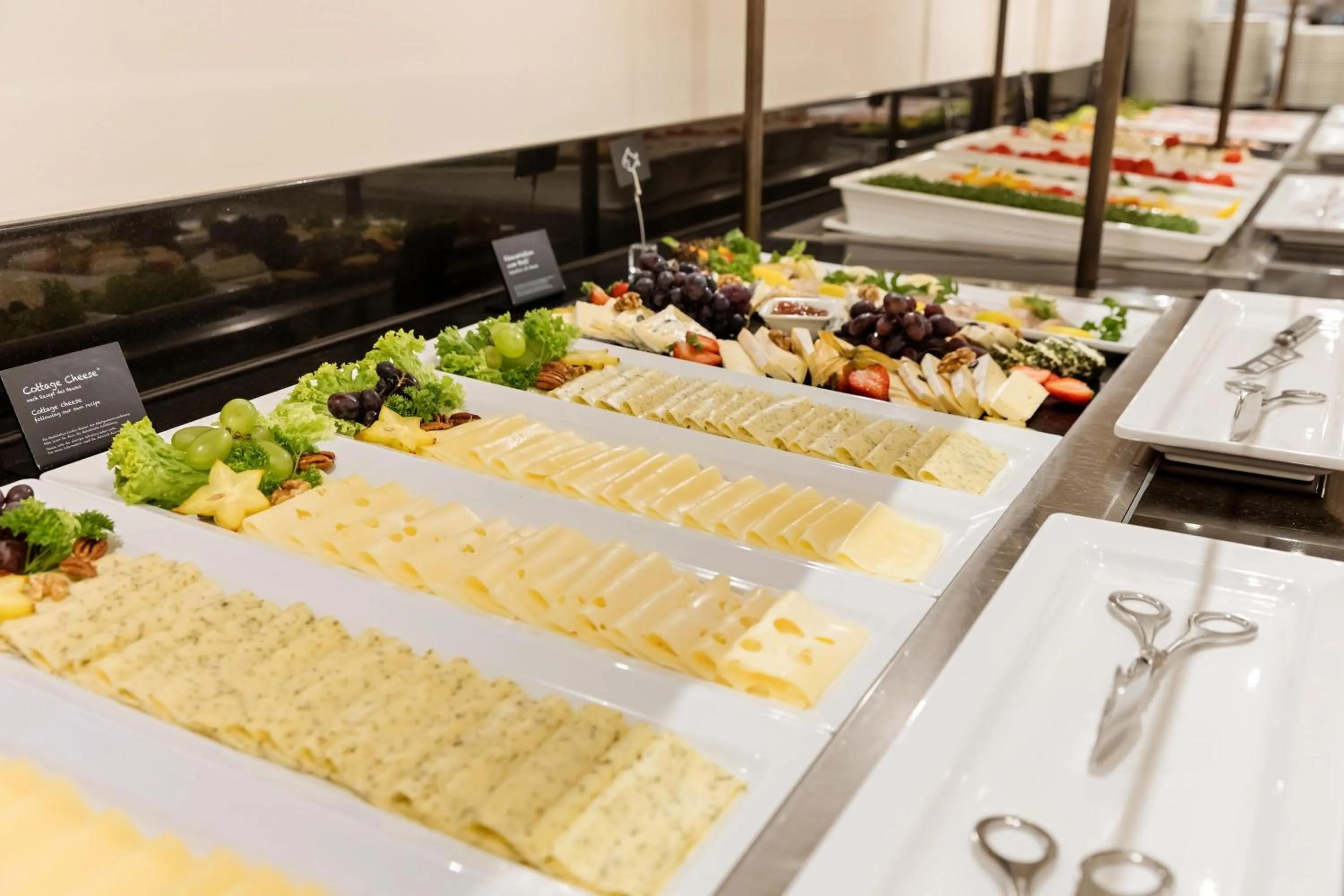 Restaurant/places to eat in Austria Trend Hotel Maximilian