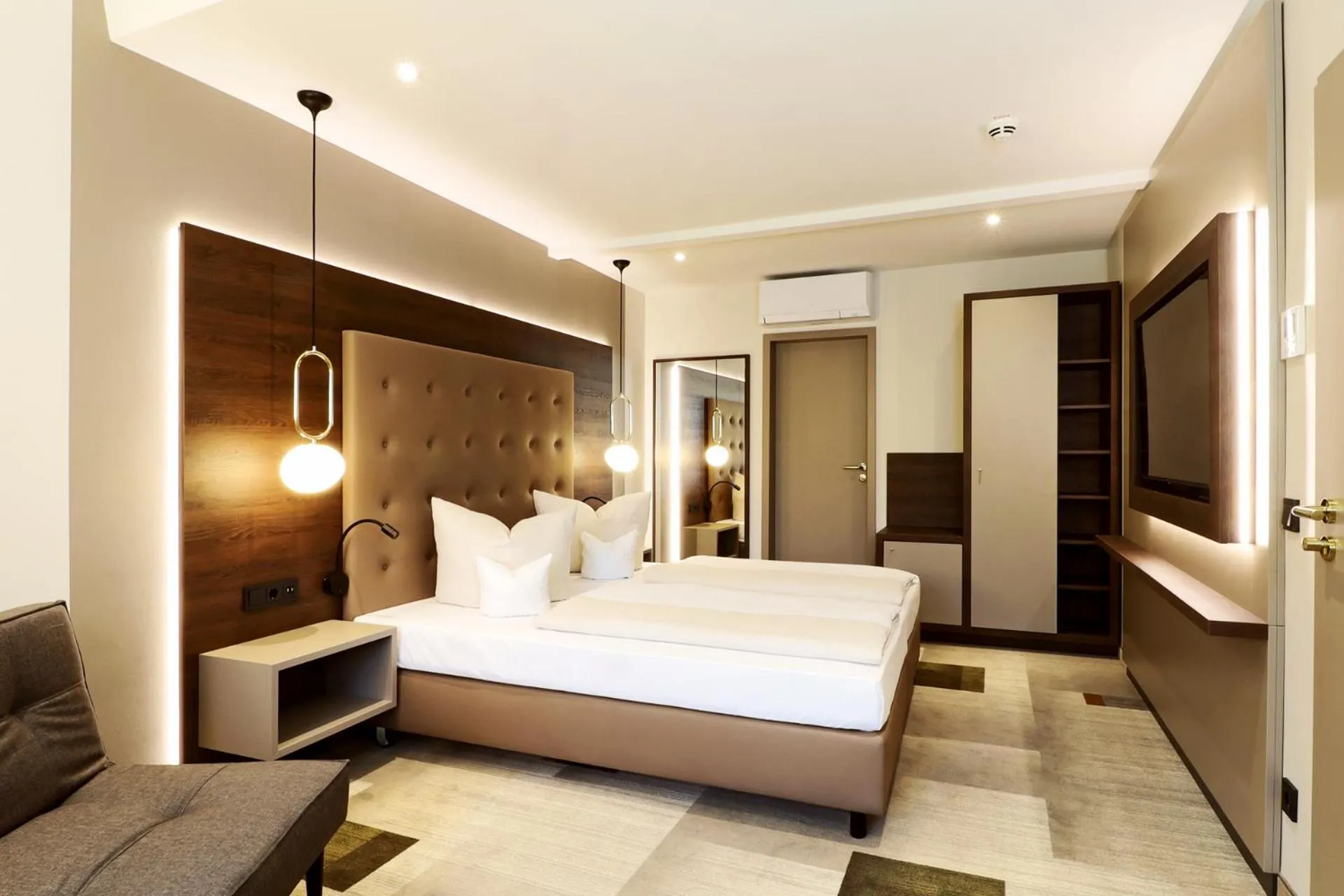 Bed in Hotel Goldene Rose