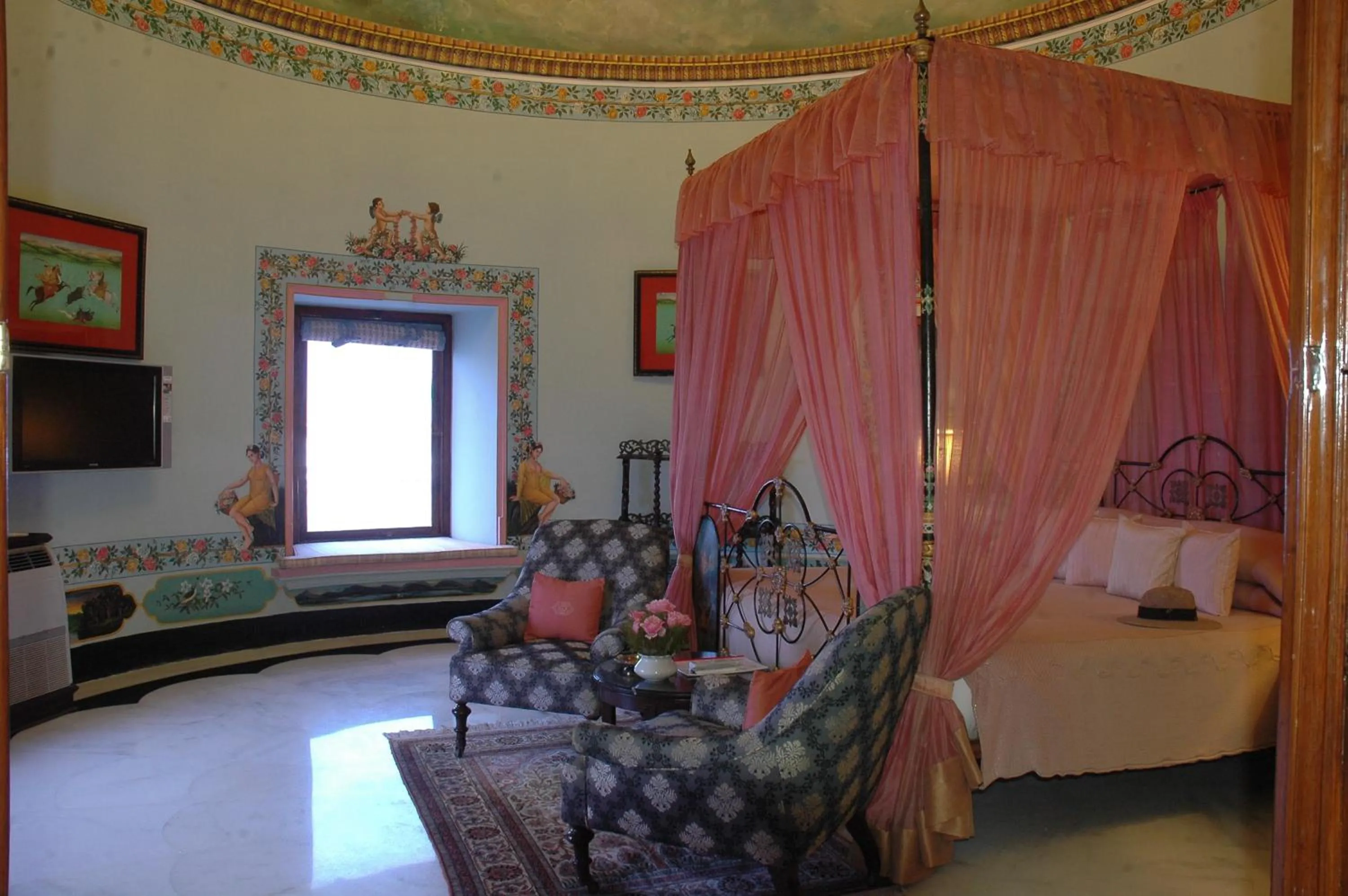 Bedroom, Bed in Shiv Niwas Palace by HRH Group of Hotels