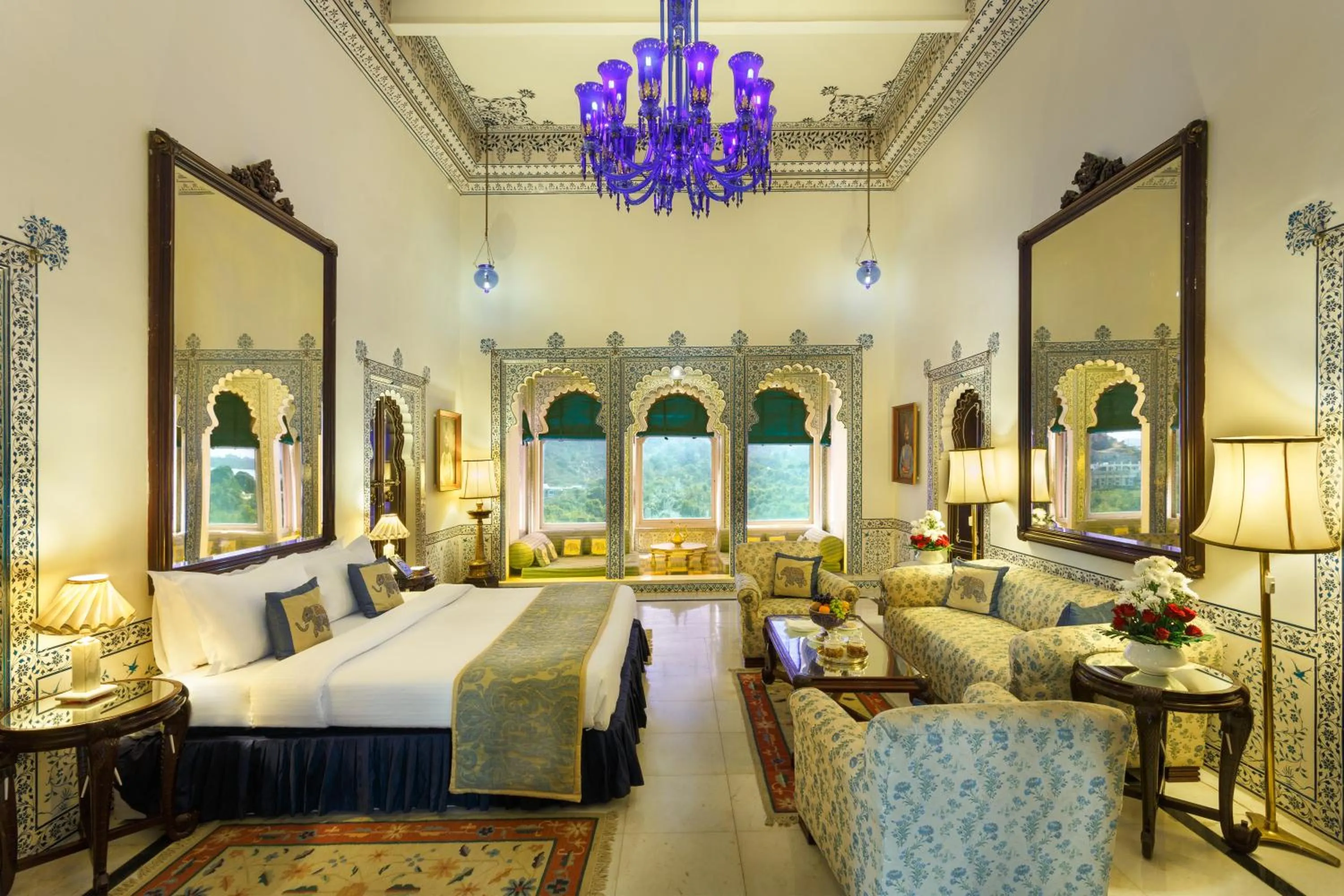 Bed in Shiv Niwas Palace by HRH Group of Hotels