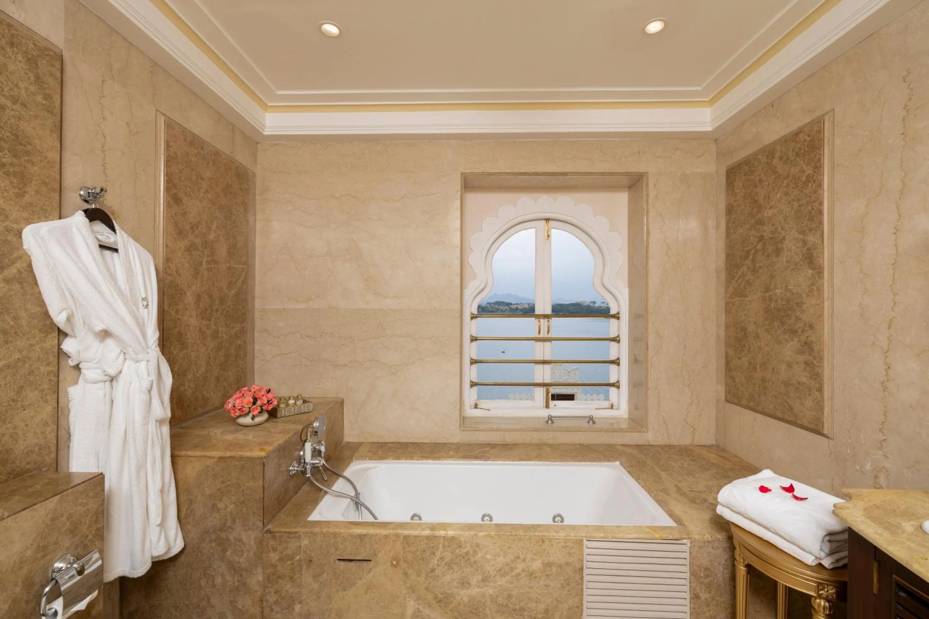 Bathroom in Taj Fateh Prakash Palace Udaipur