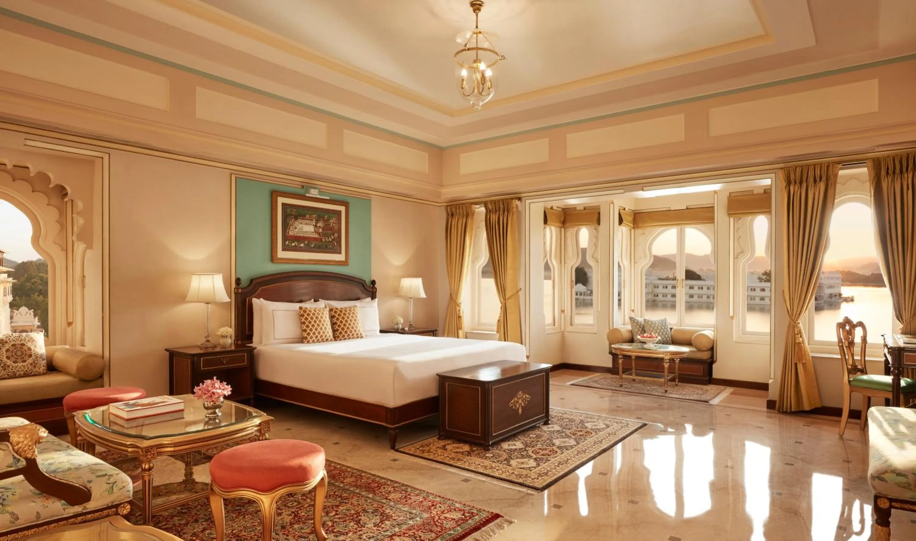 Bedroom, Bed in Taj Fateh Prakash Palace Udaipur