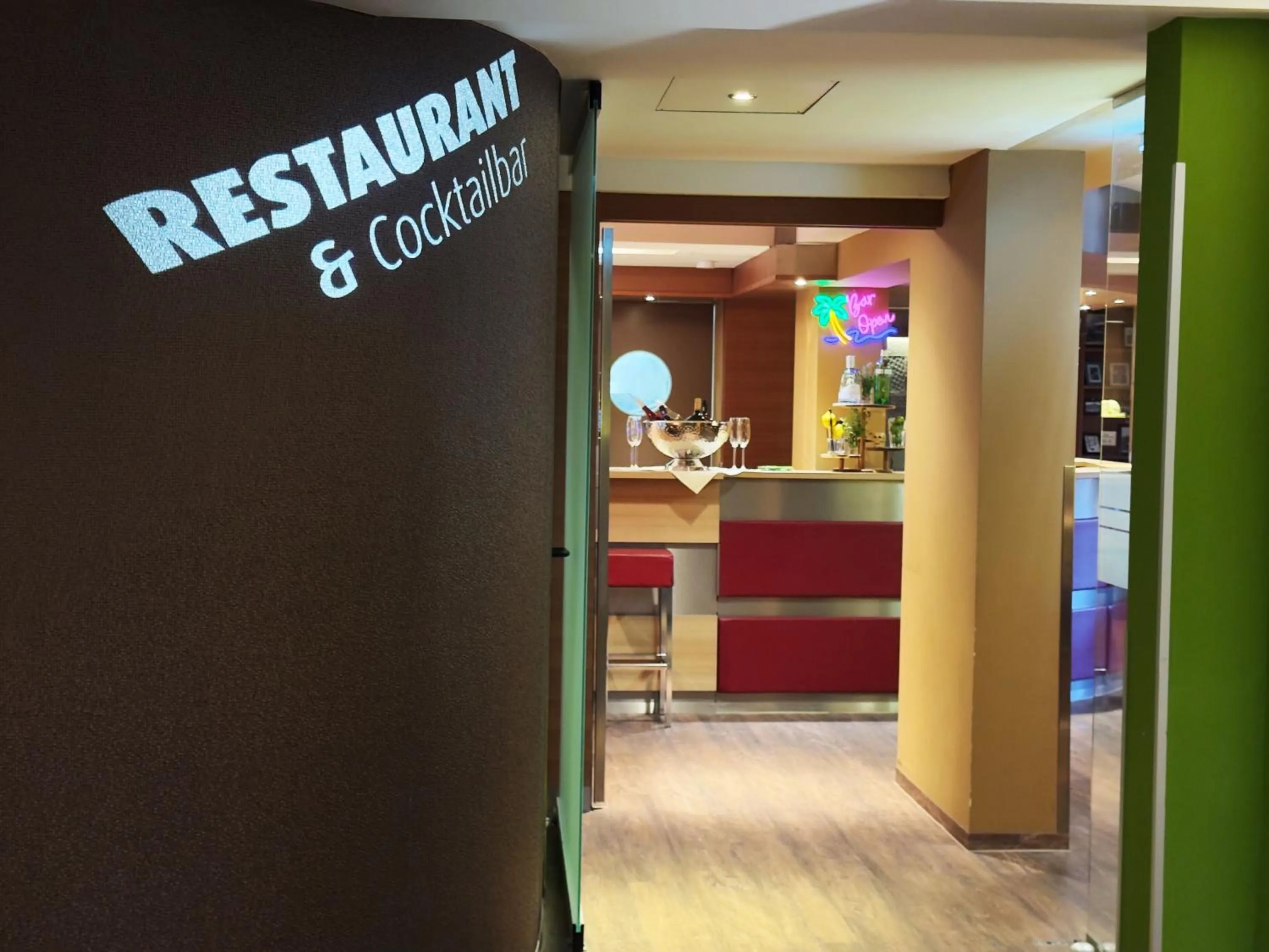 Restaurant/places to eat in Prinzhotel Rothenburg