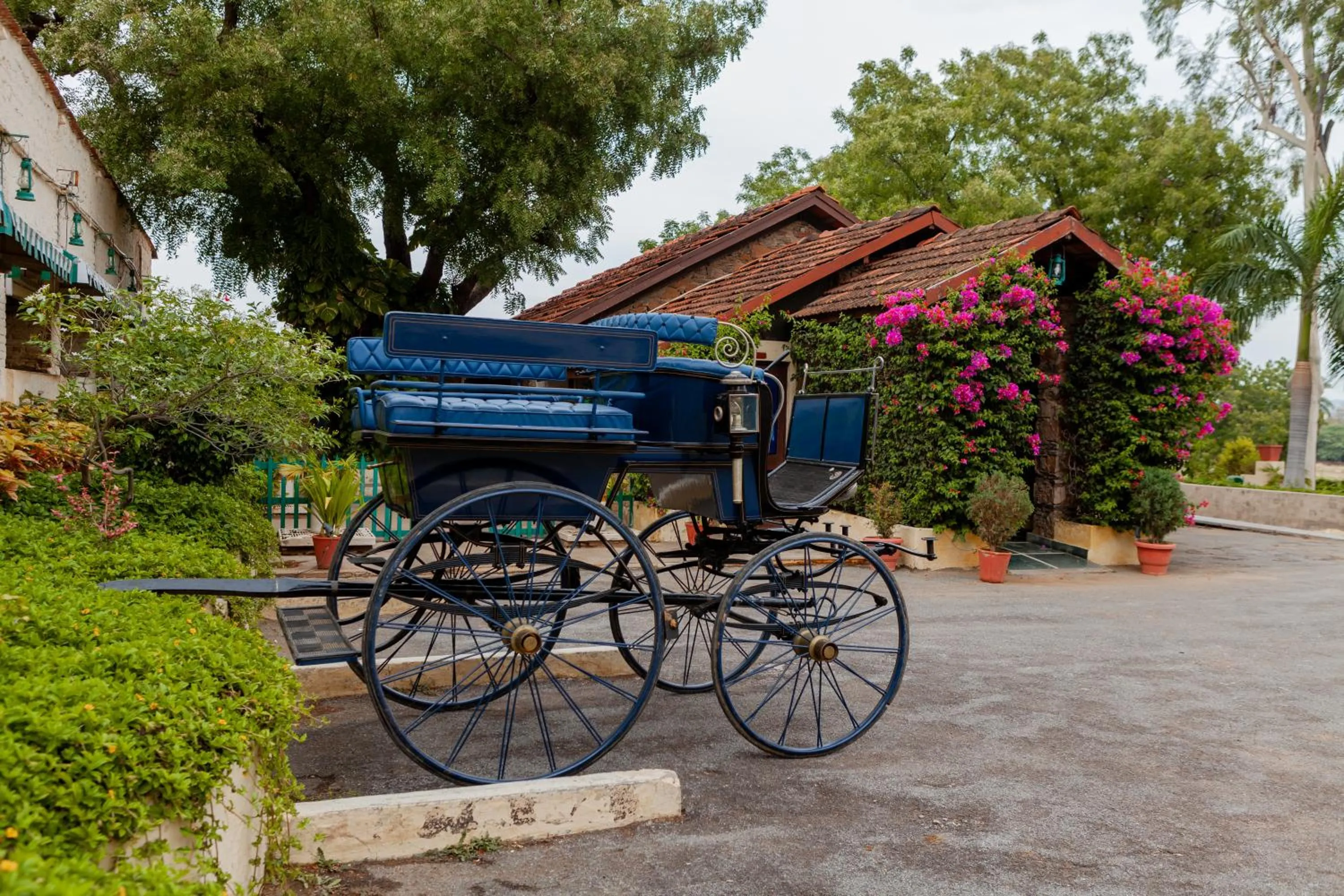 Shikarbadi Hotel - By The Lake Heritage by HRH Group of Hotels