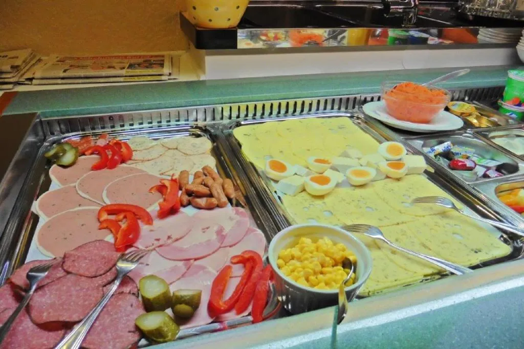 Continental breakfast in Hotel Kriemhilde