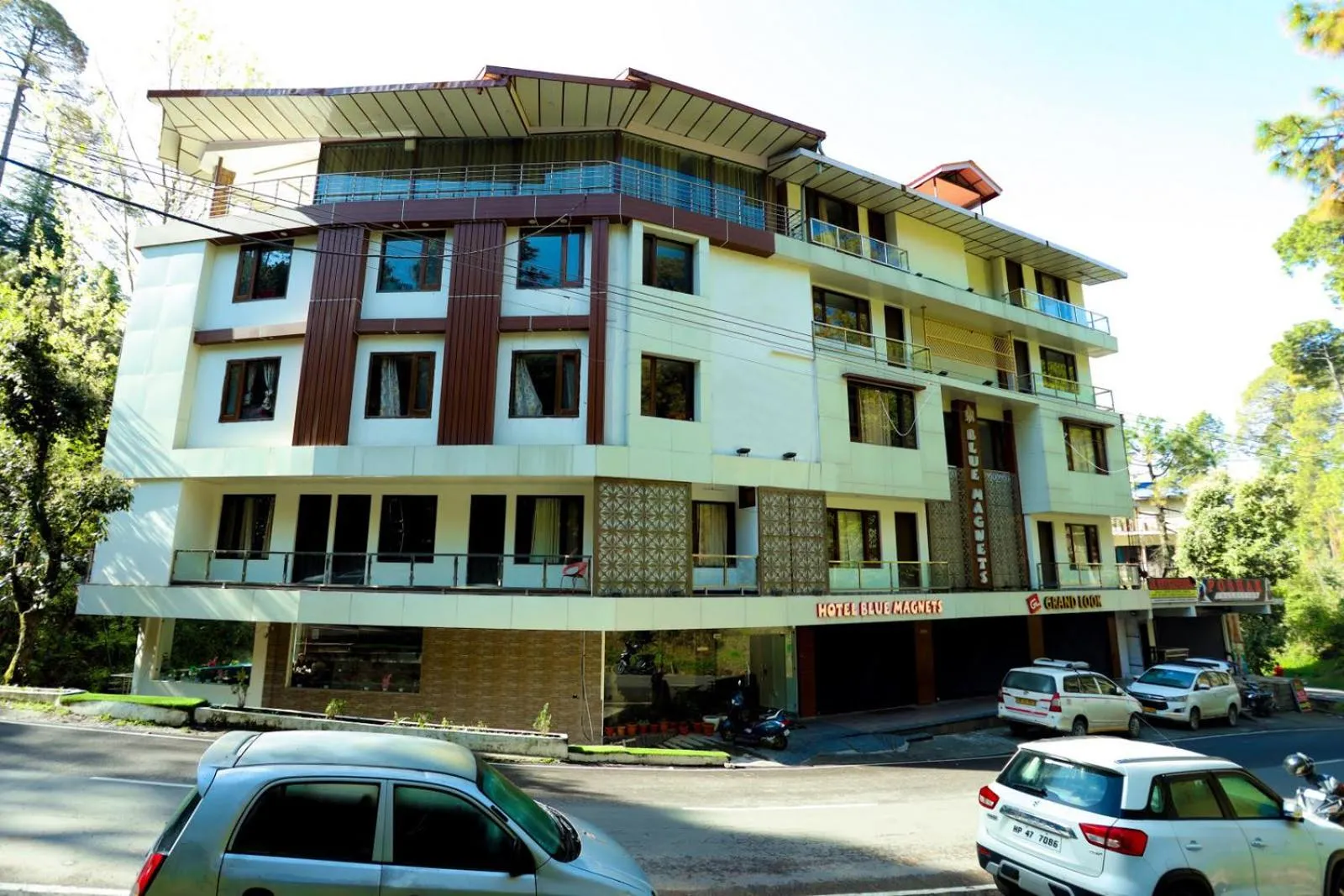 Property building in The Hoften Blue Magnets, Dalhousie