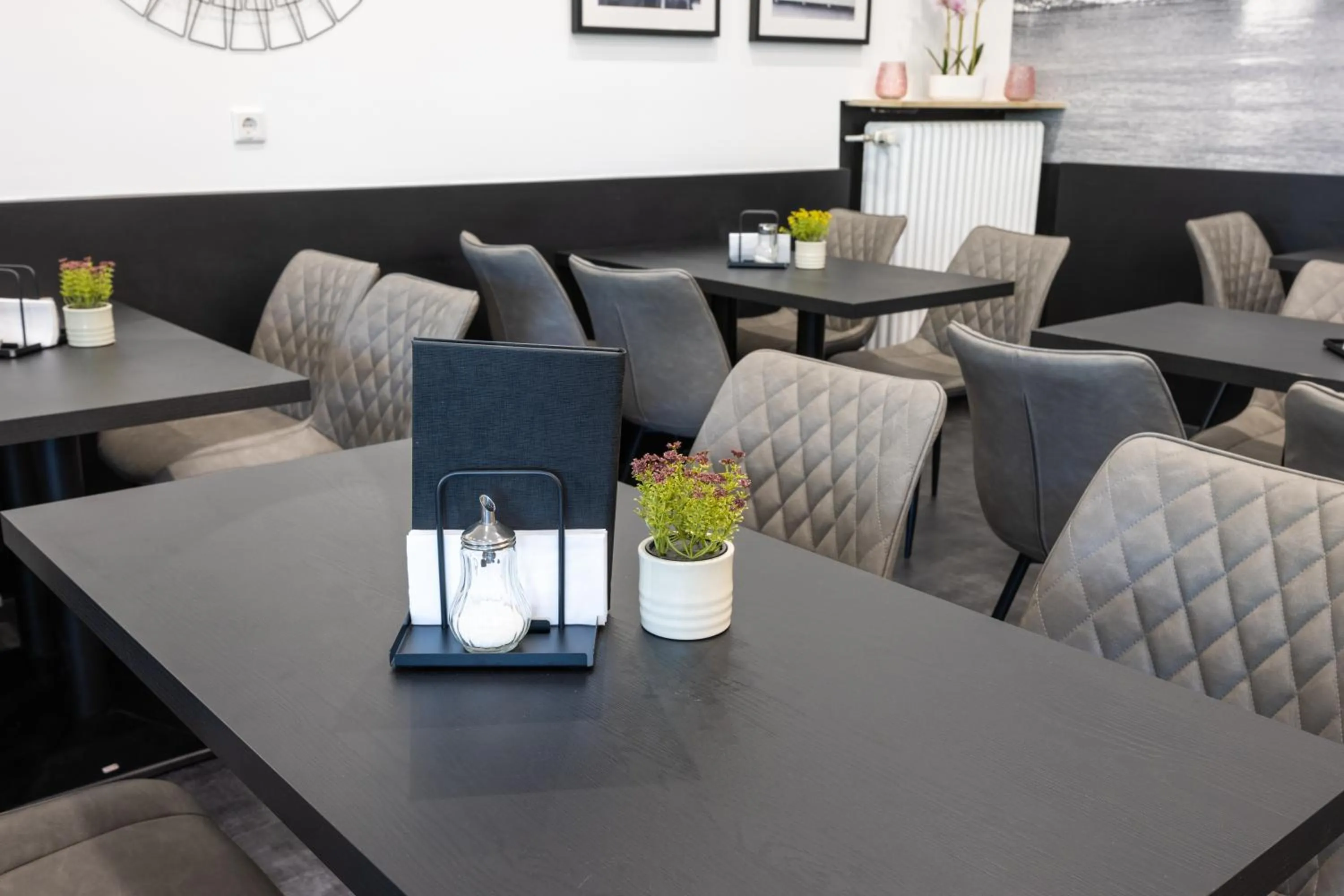 Seating area in Panorama Hotel Rheinkrone