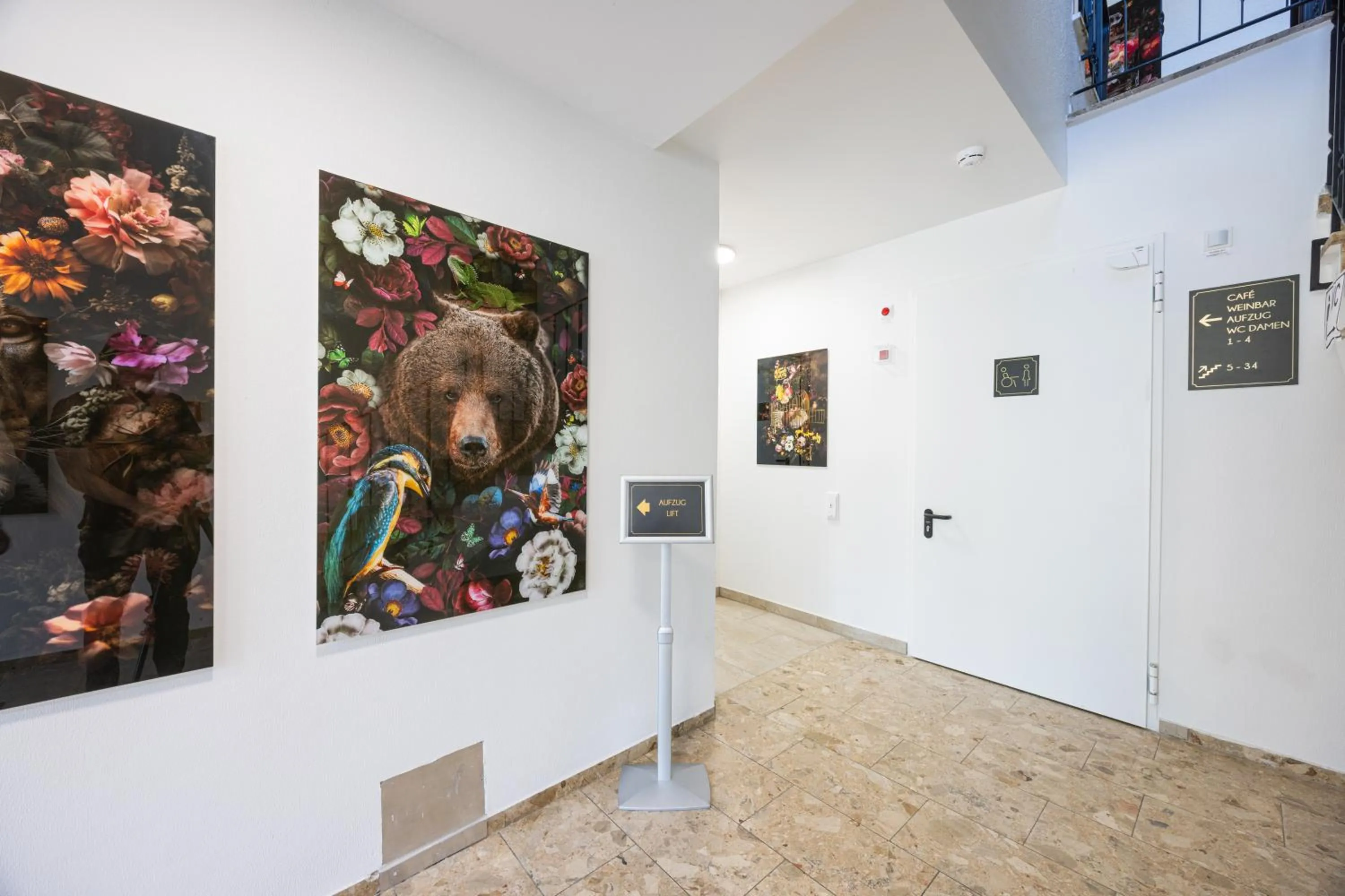 Decorative detail in Panorama Hotel Rheinkrone