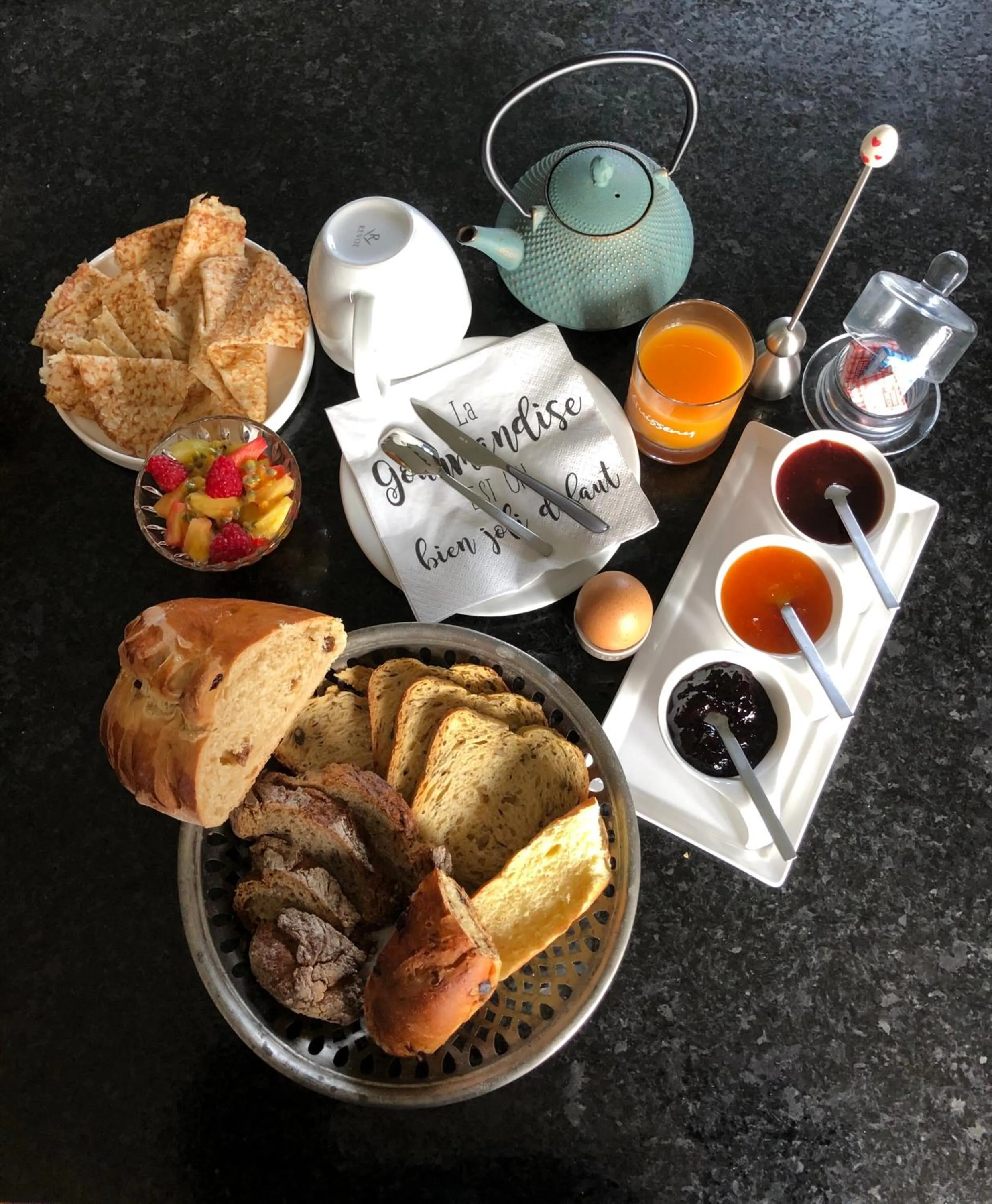 Food and drinks in Entre Terre et Mer