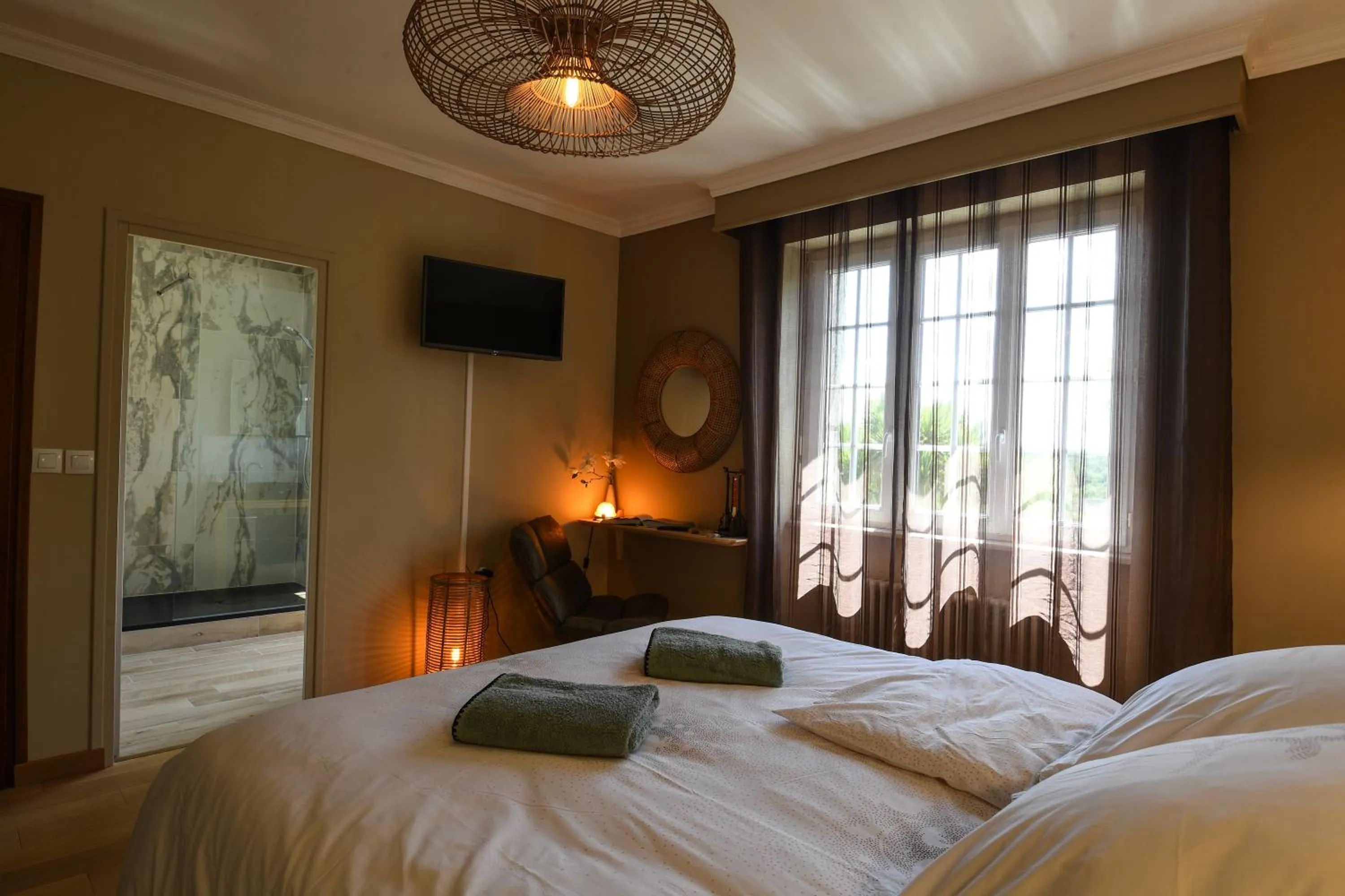 Bed in Entre Terre et Mer