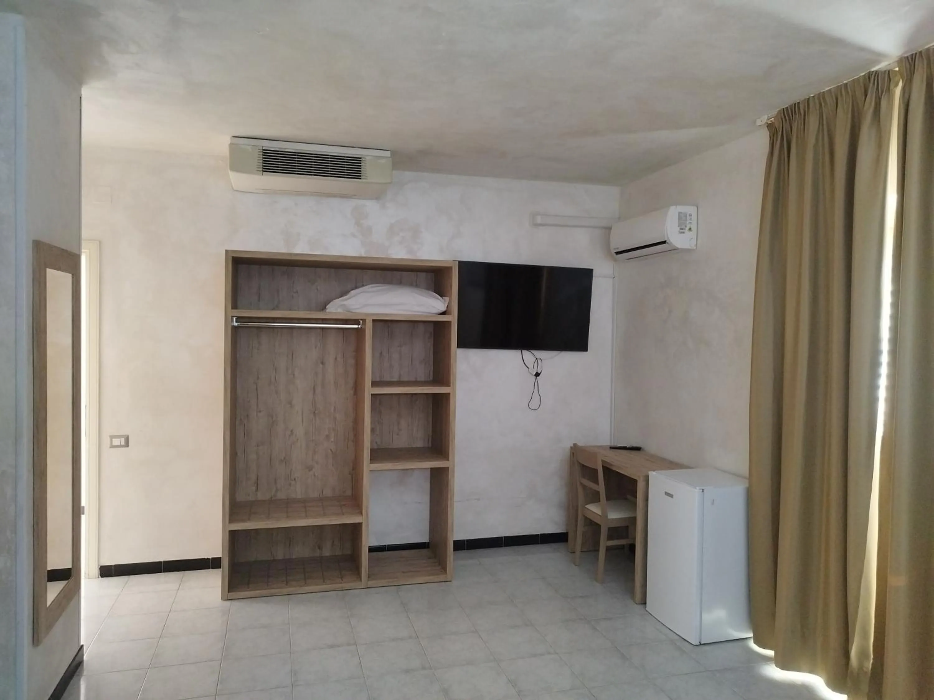 HOTEL CRISTALLO PAESTUM