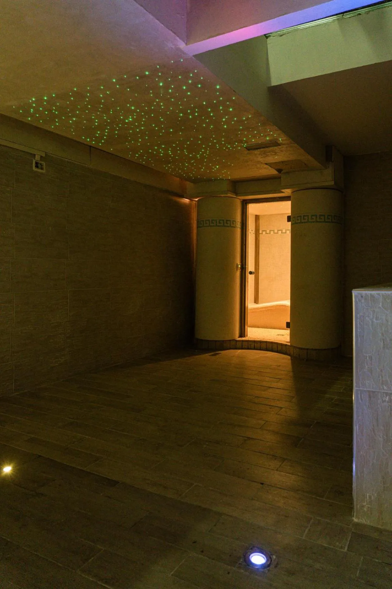 HOTEL CRISTALLO PAESTUM