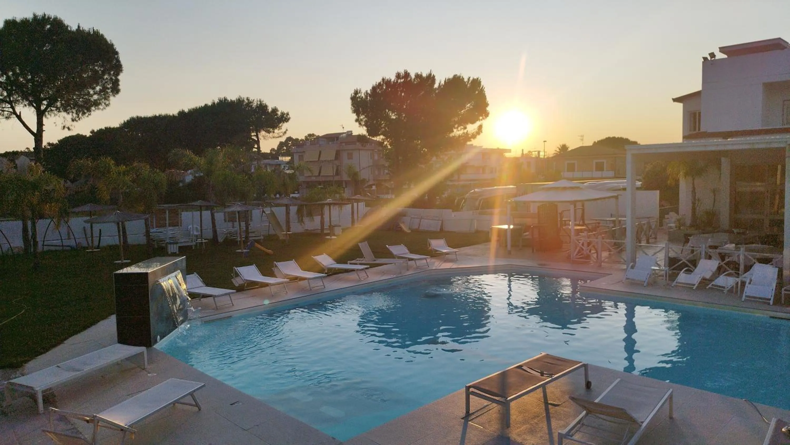 HOTEL CRISTALLO PAESTUM