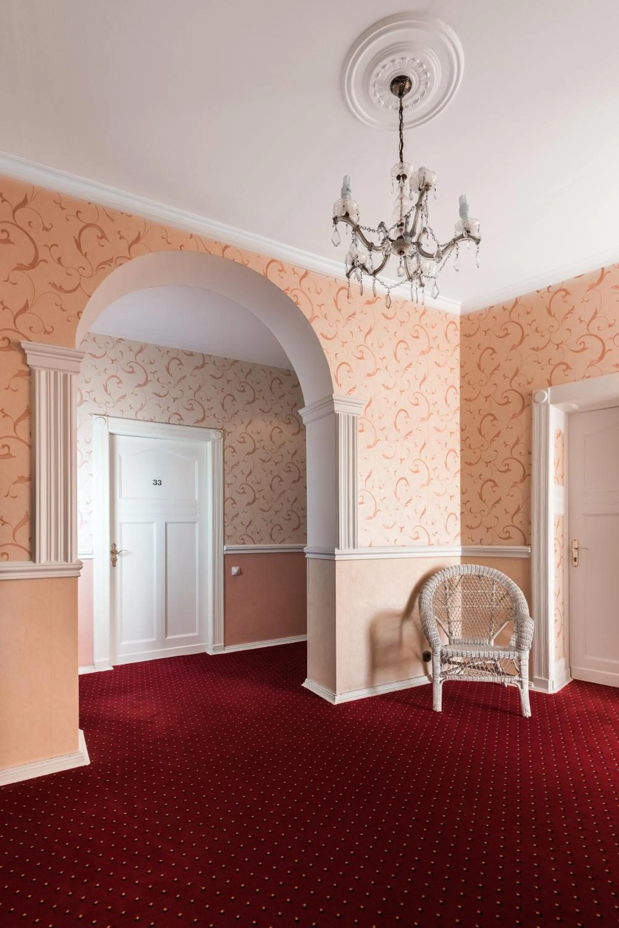 Property building, Bed in Hotel Barbarossa Classic