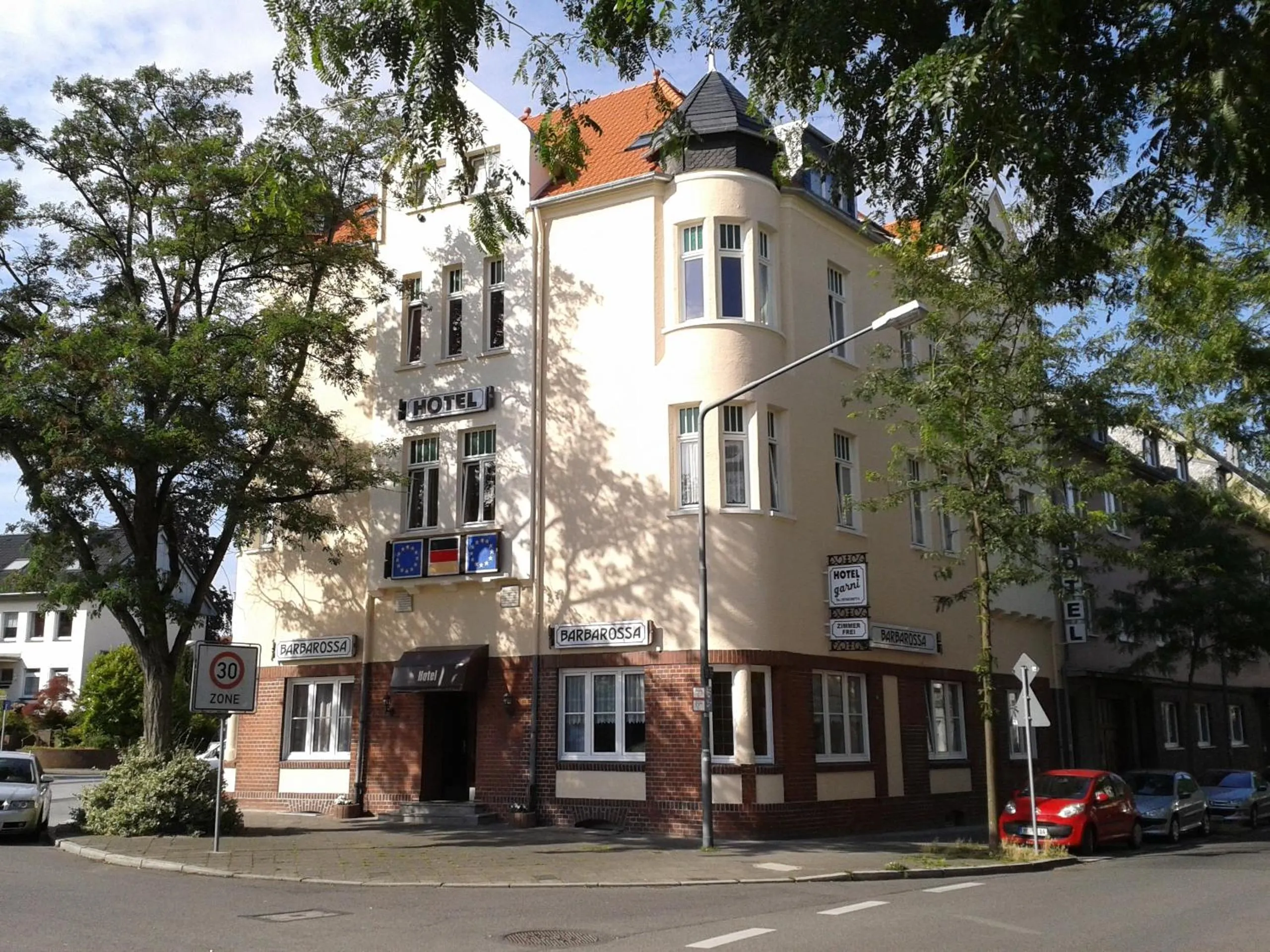 Property building in Hotel Barbarossa Classic
