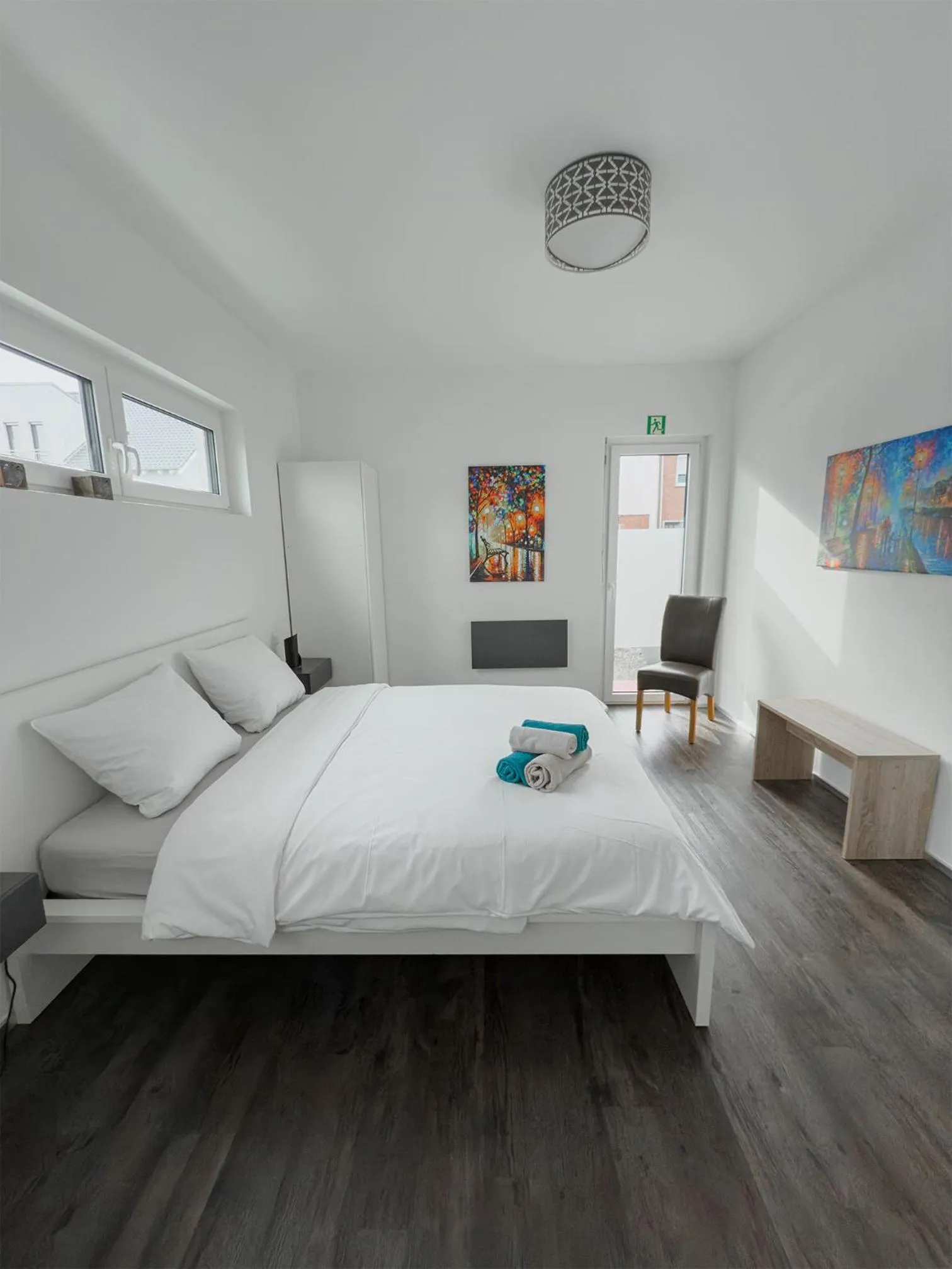 Bed in Gutunterdachgebracht